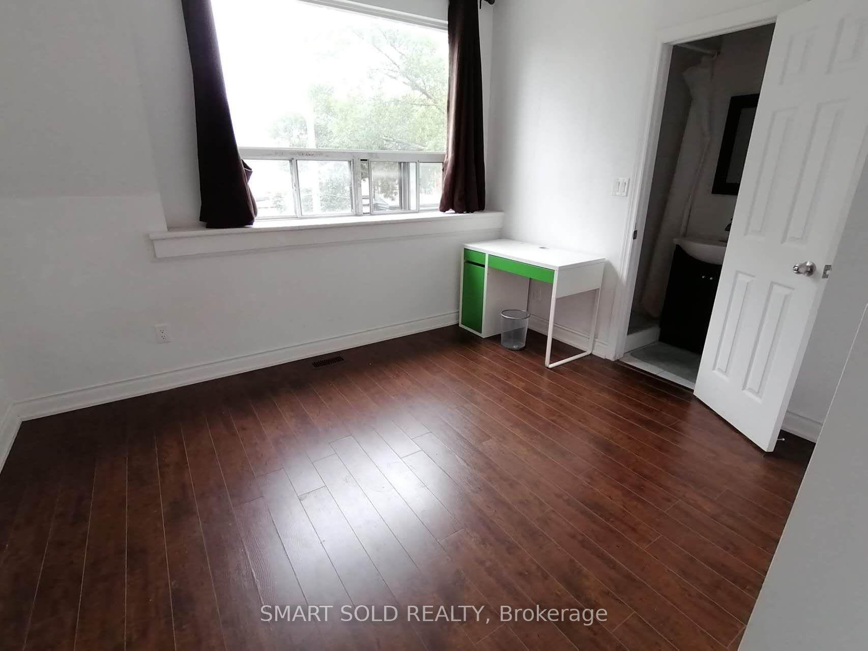 Upper 66 Bellevue Avenue, Toronto — Townhouse for lease, photo 1
