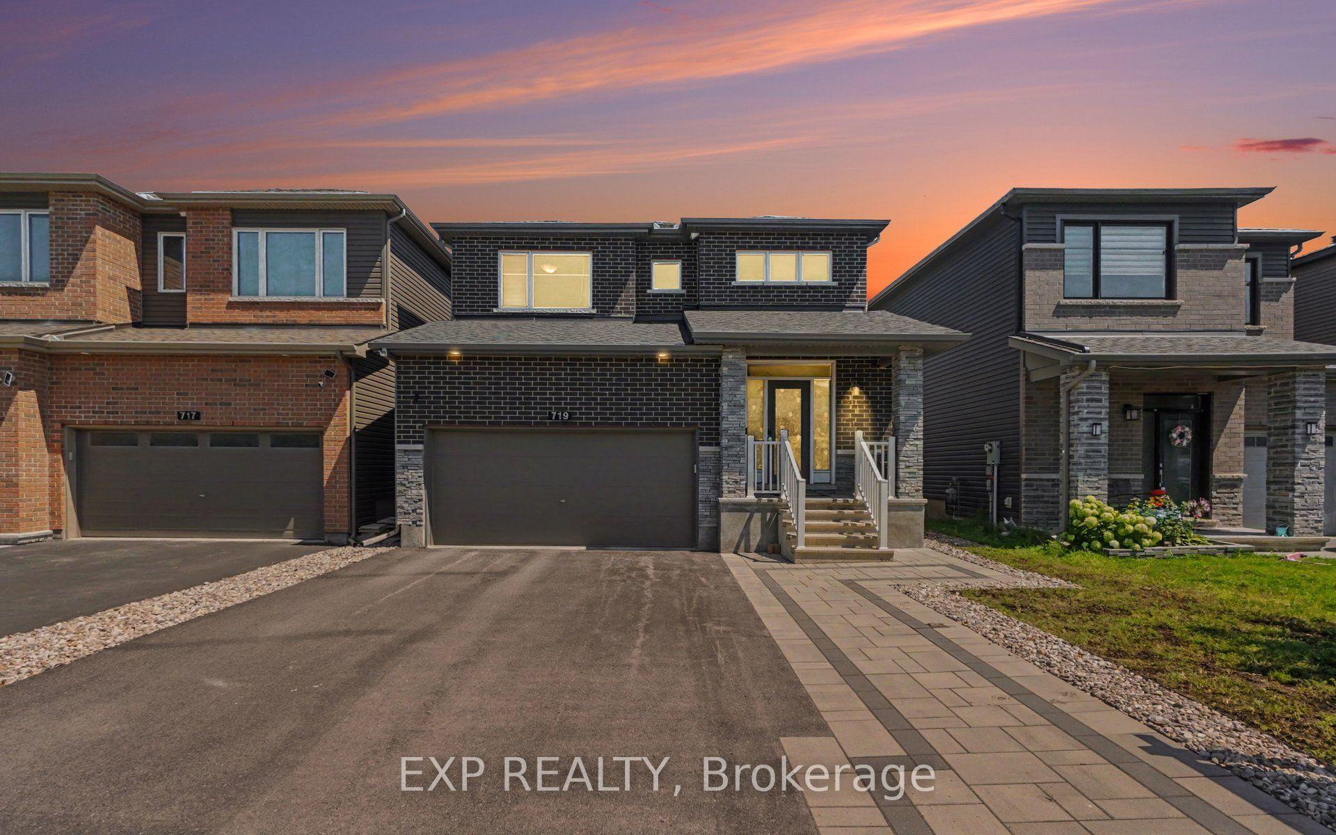 719 Cashmere Terrace, Barrhaven — Detached for sale, photo 1