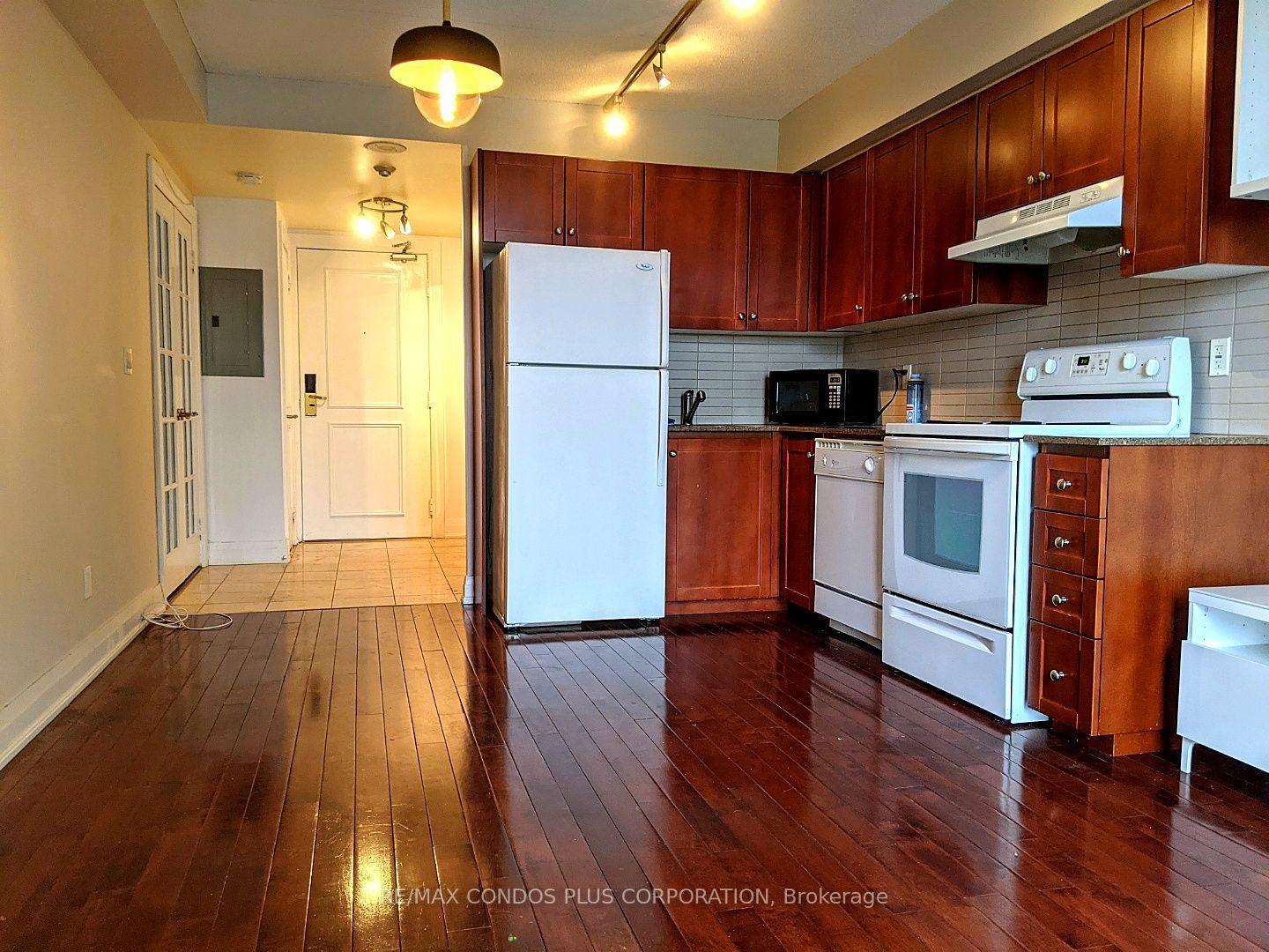 2737 Keele Street 704 #704, Toronto — Condo for lease, photo 1