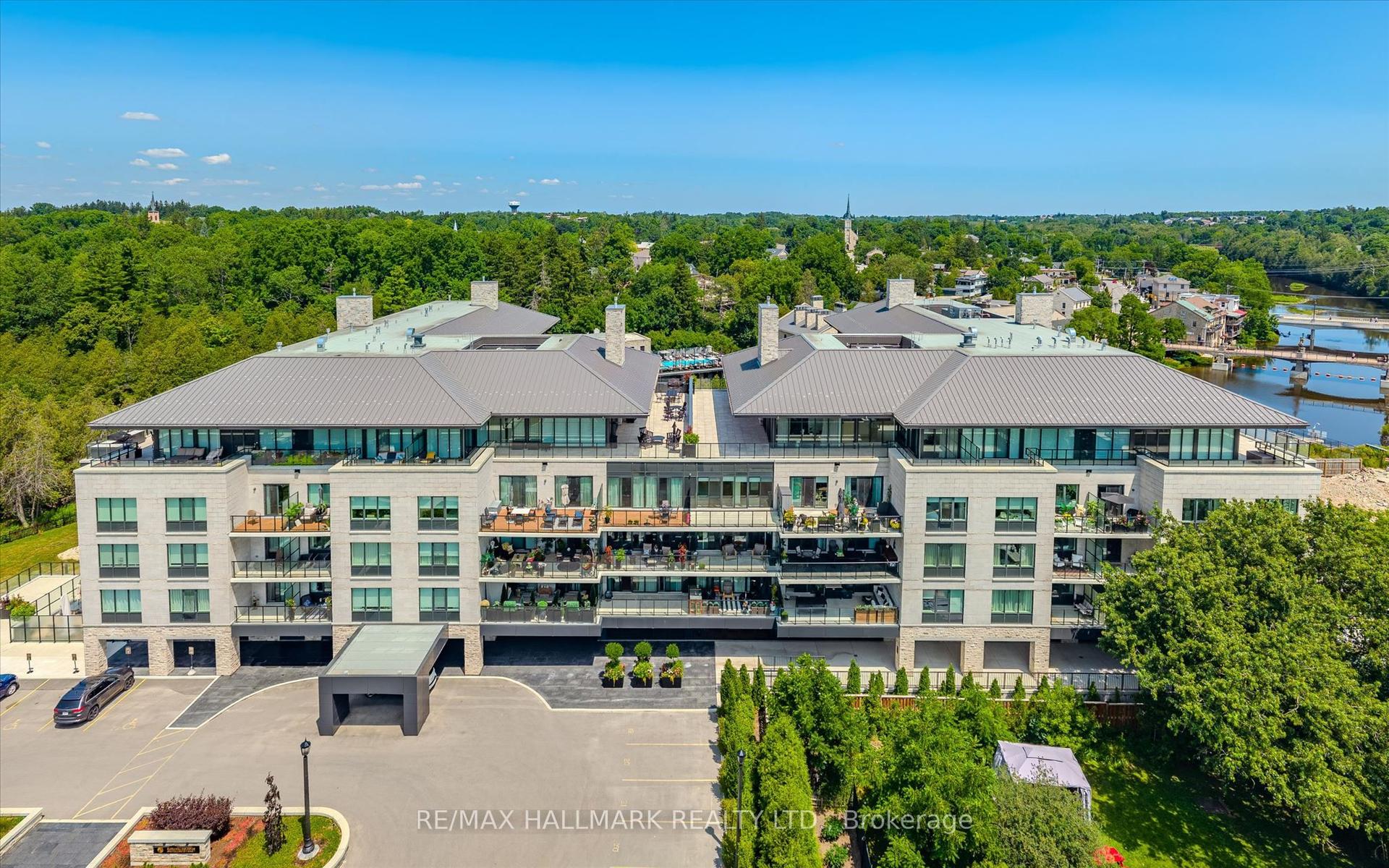 6523 Wellington 7 Road 215 #215, Centre Wellington — Condo for sale, photo 1