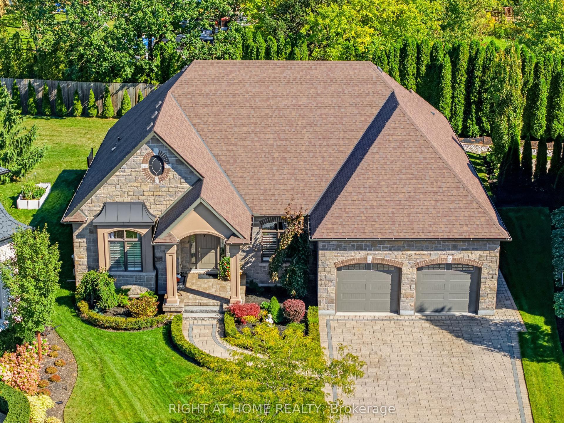28 Sandalwood Crescent, Niagara-on-the-Lake — Detached for sale, photo 1