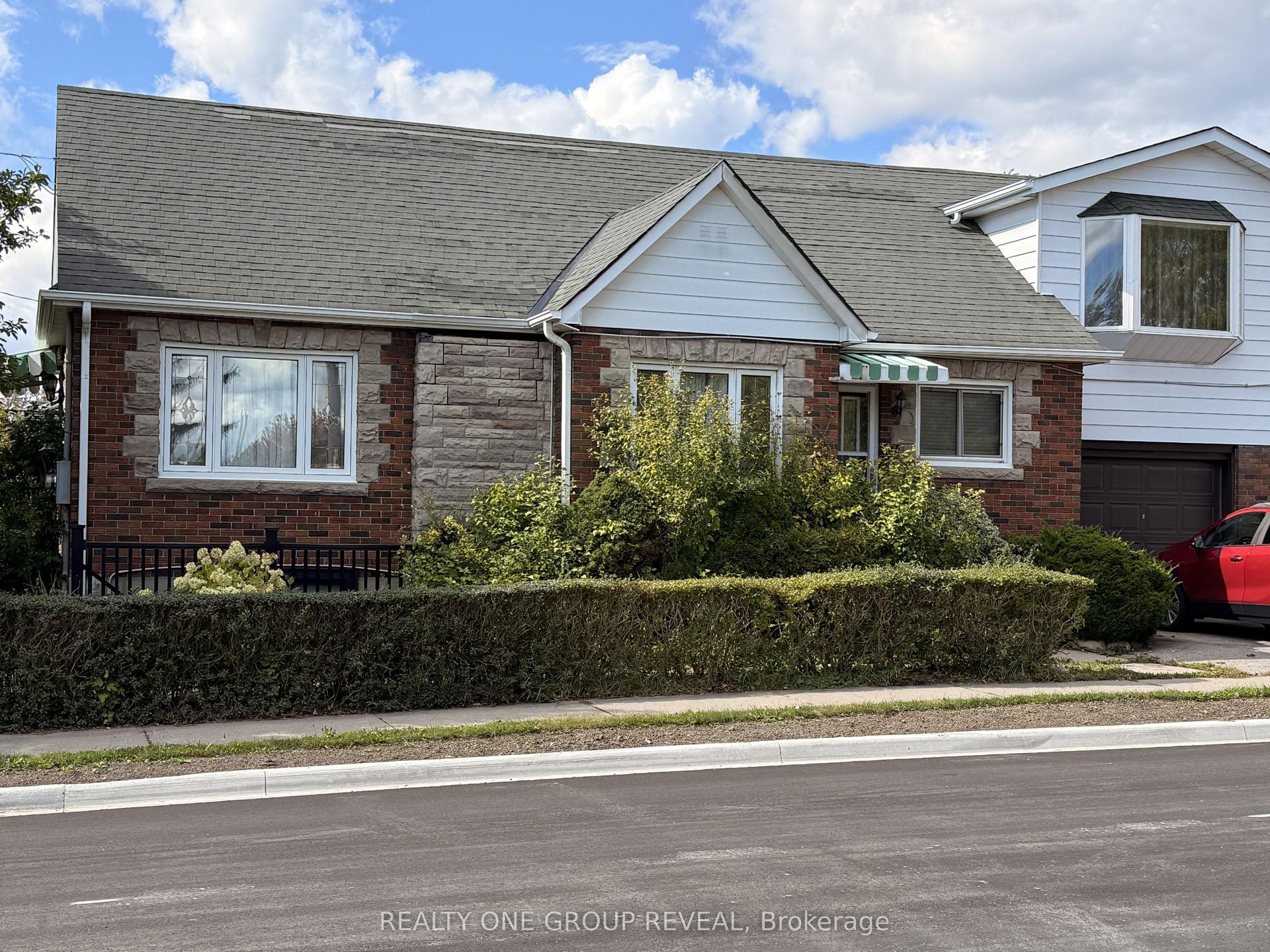 534 Eulalie Avenue Basement #Basement, Oshawa — Detached for lease, photo 1
