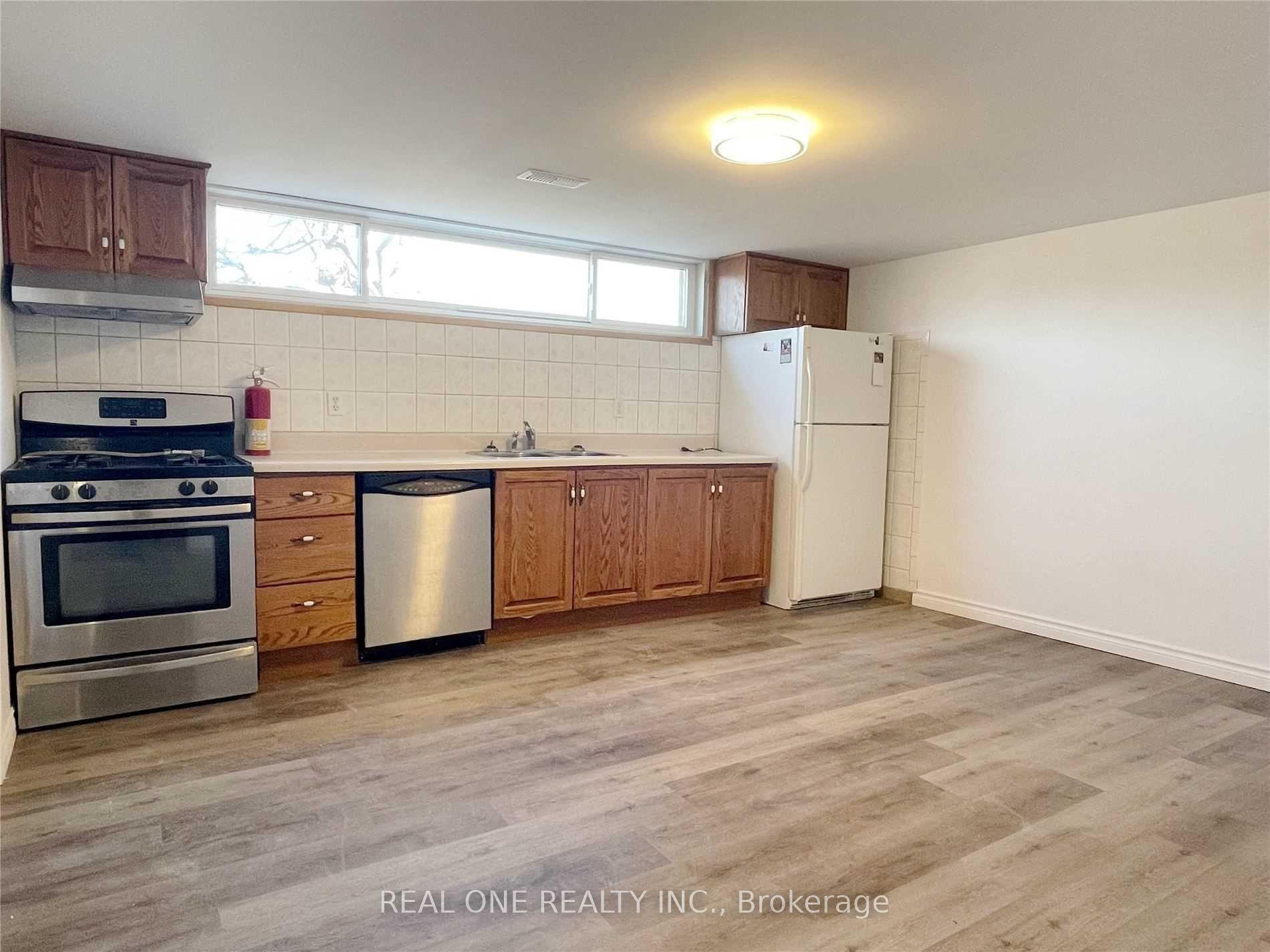 36 Victor Boulevard Basement #Basement — photo 1