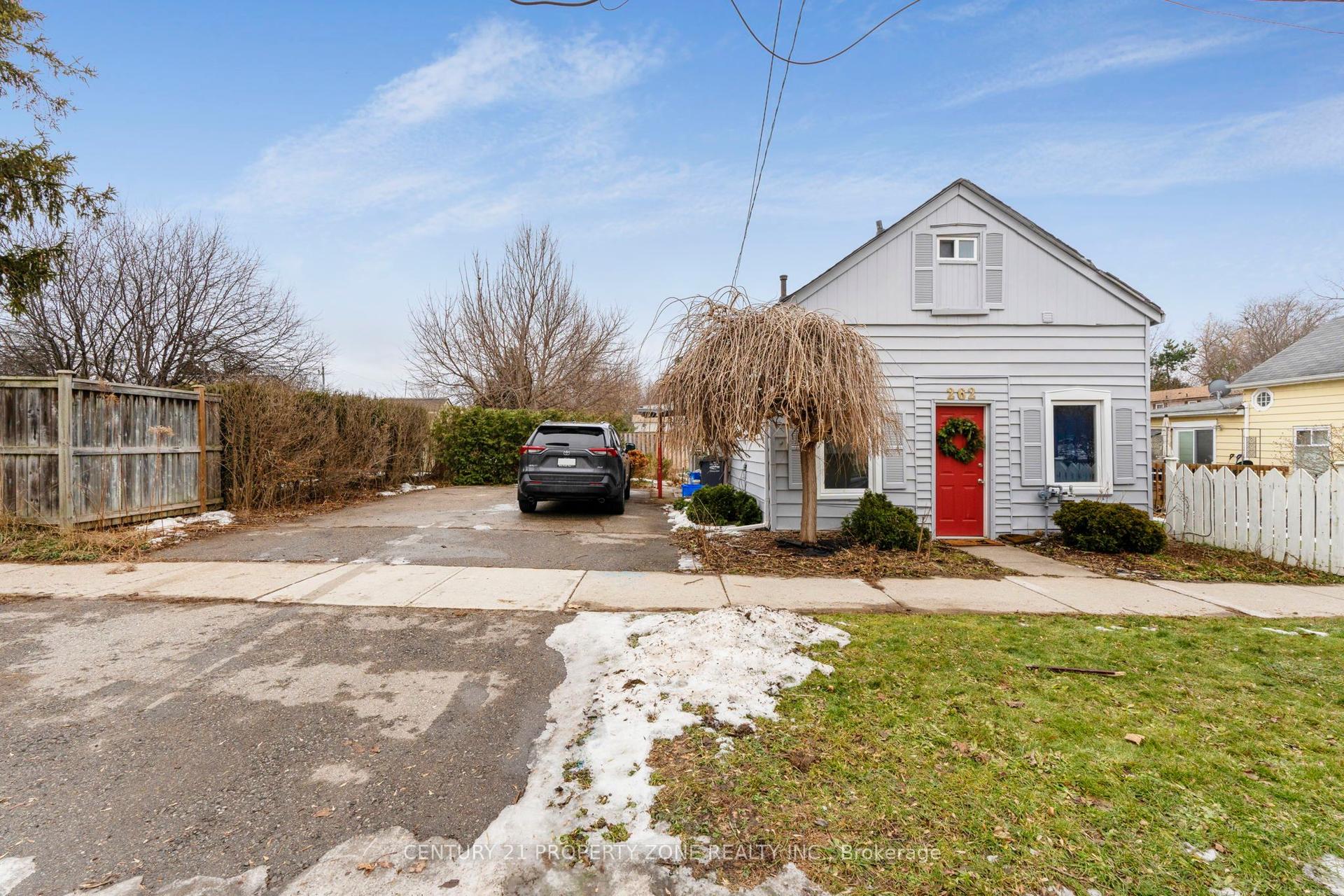 262 Pine Street — photo 1