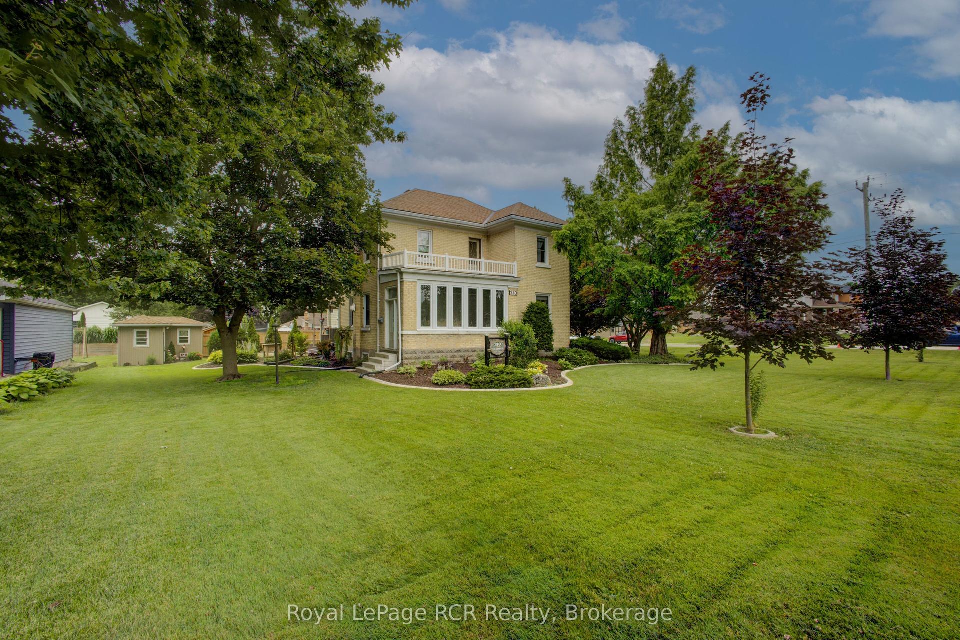 210 St George Street, West Perth — Detached for sale, photo 1