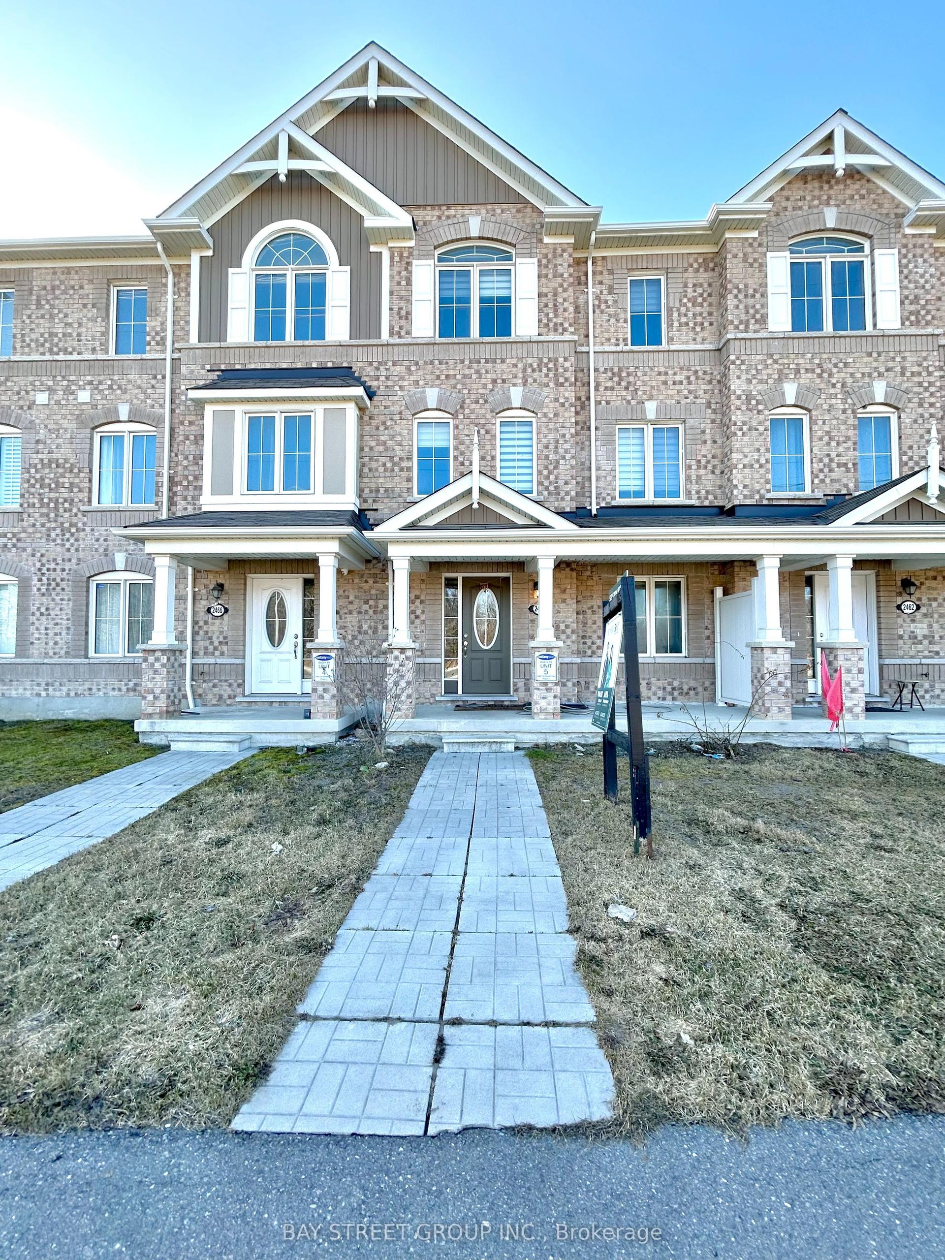 2464 Fall Harvest Crescent, Pickering — Townhouse for lease, photo 1