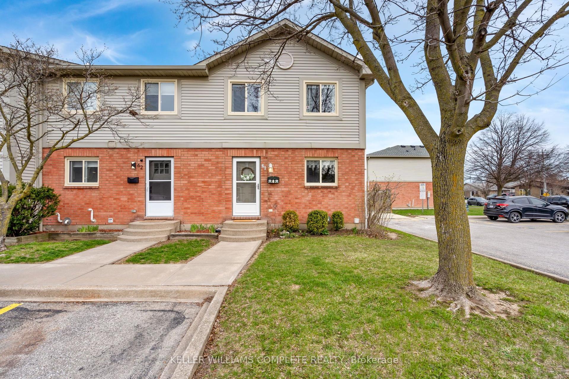 65 Dorchester Boulevard 61 #61, St. Catharines — Condo Town for sale, photo 1