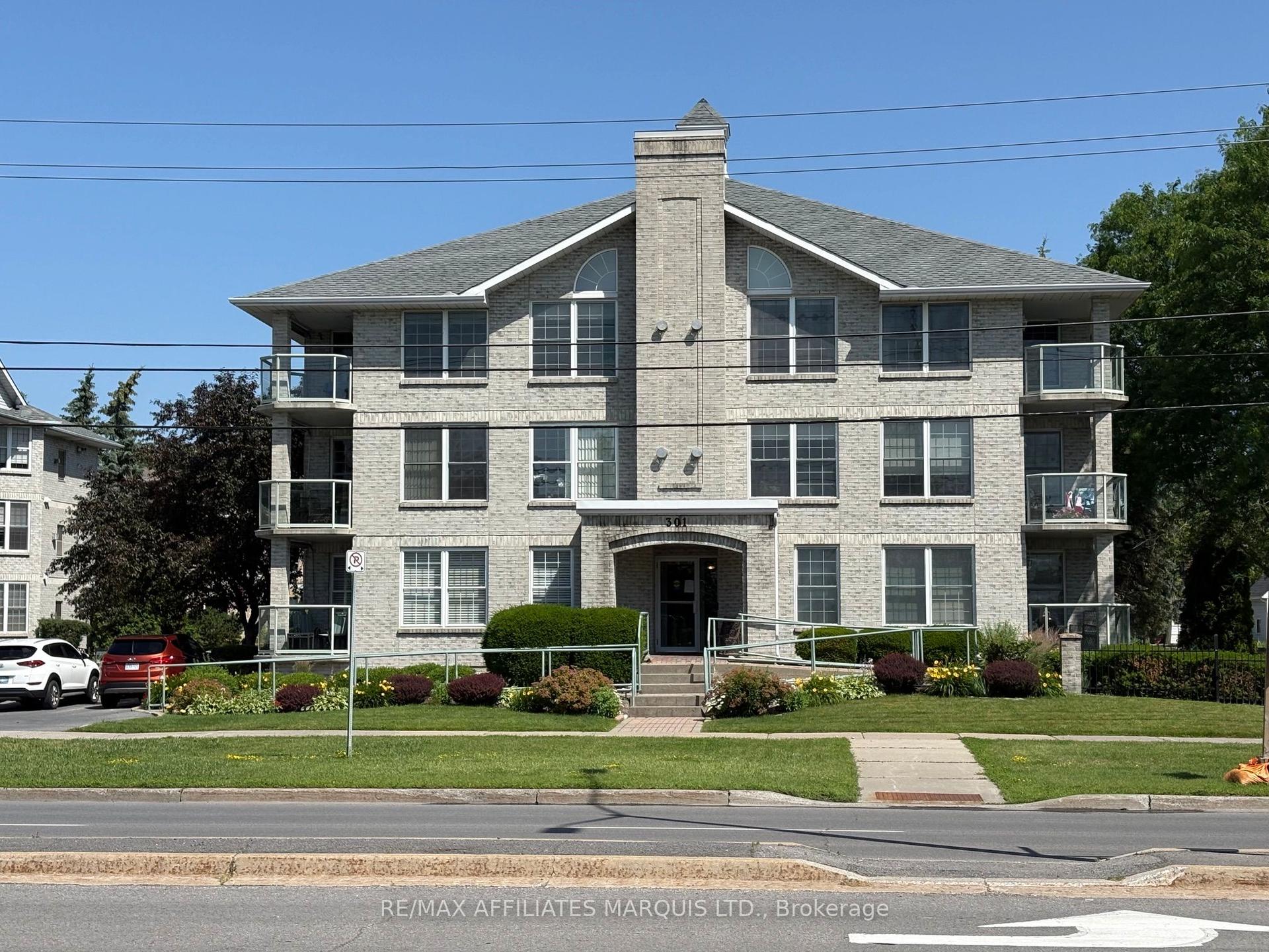 301 Water Street W 301 #301, Cornwall — Condo for sale, photo 1