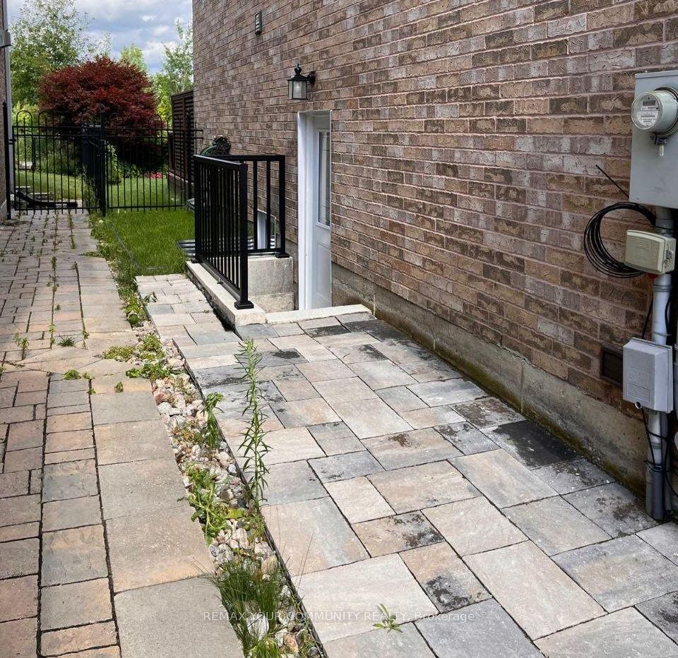 11 Kingsmead Court Basement #Basement — photo 1
