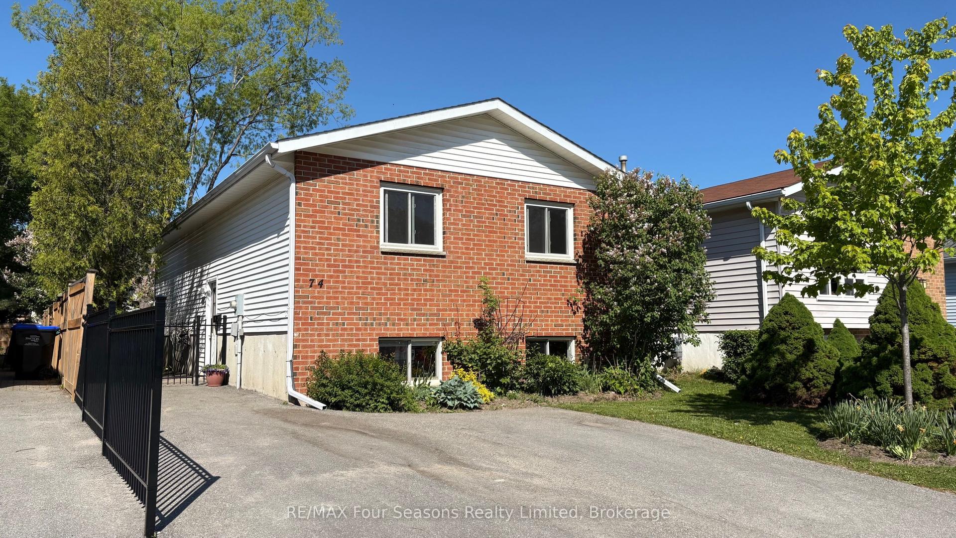 74 Telfer Road — photo 1