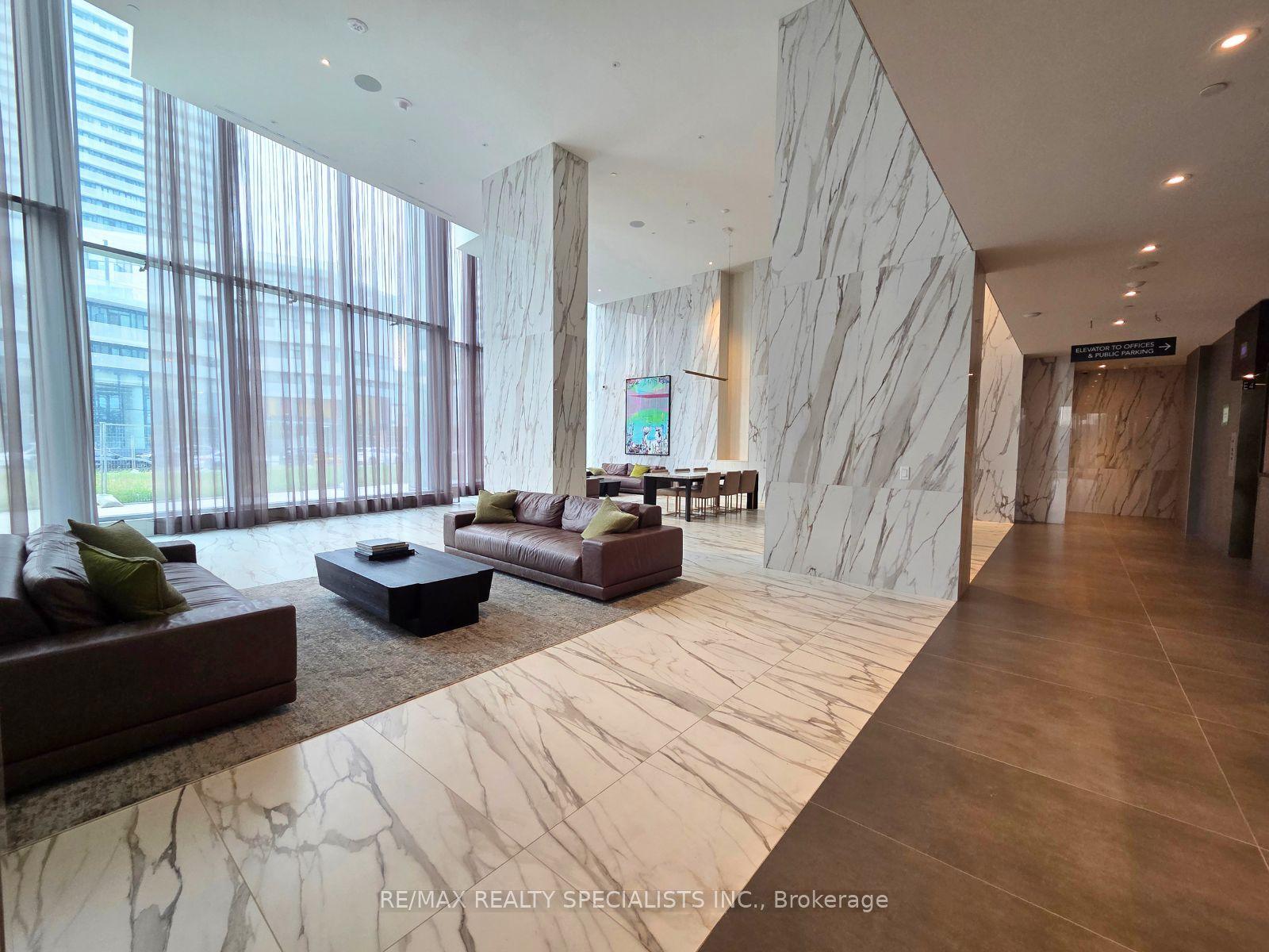 448 Burnhamthorpe Road W 527 #527, Mississauga — Condo for lease, photo 1