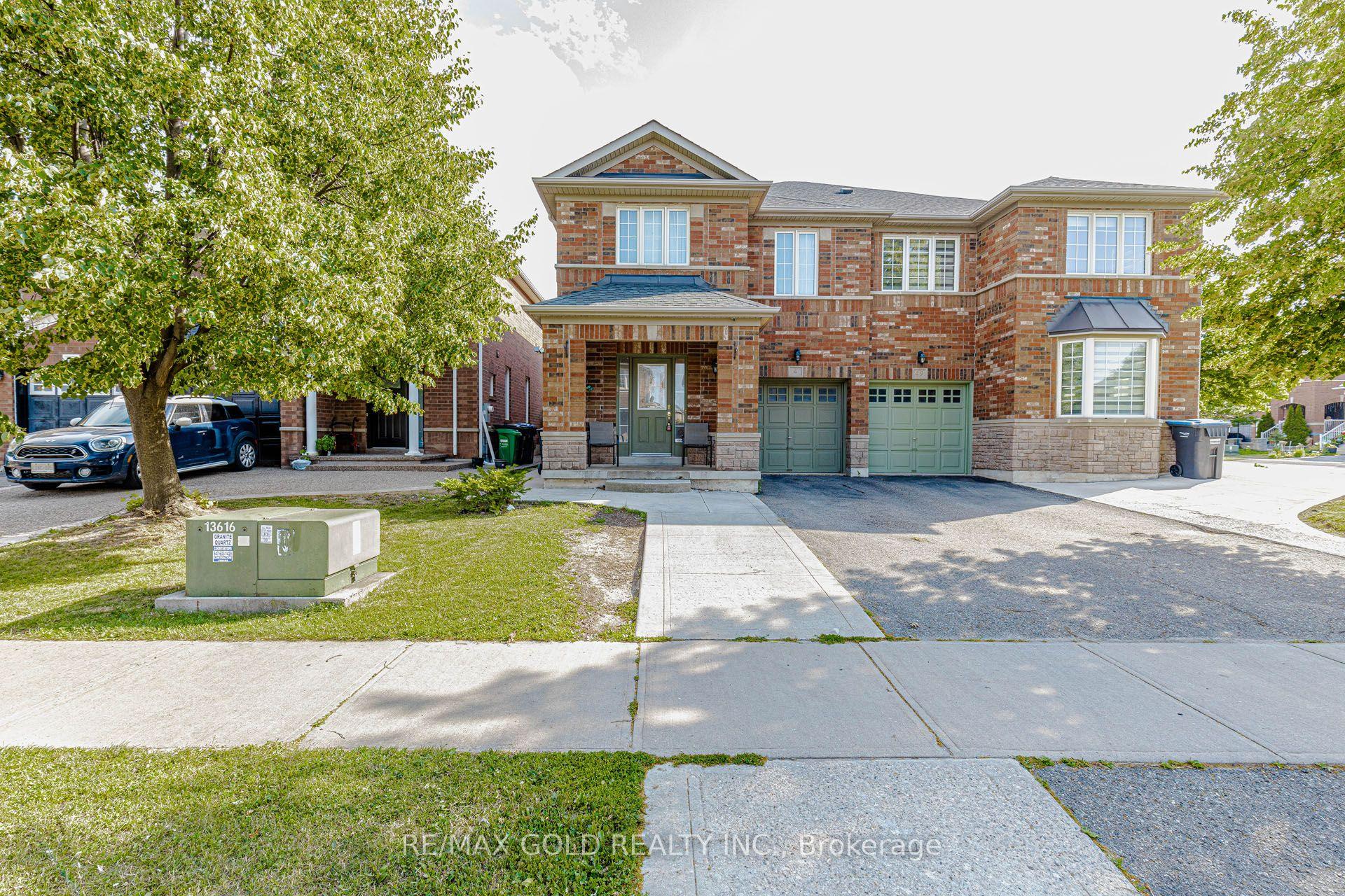 4 Trudelle Crescent, Brampton — Semi-Detached for sale, photo 1