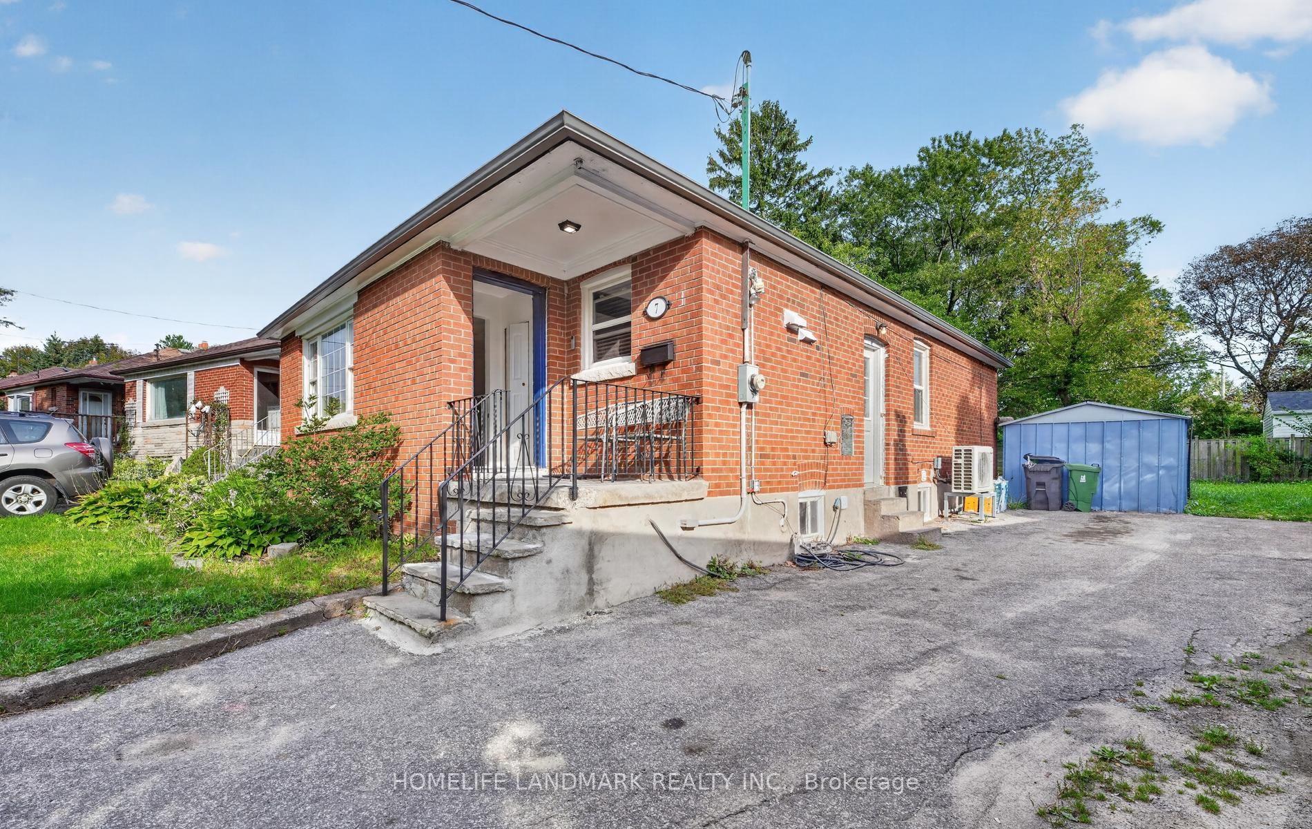 7 Baudina Crescent, Toronto — Detached for sale, photo 1