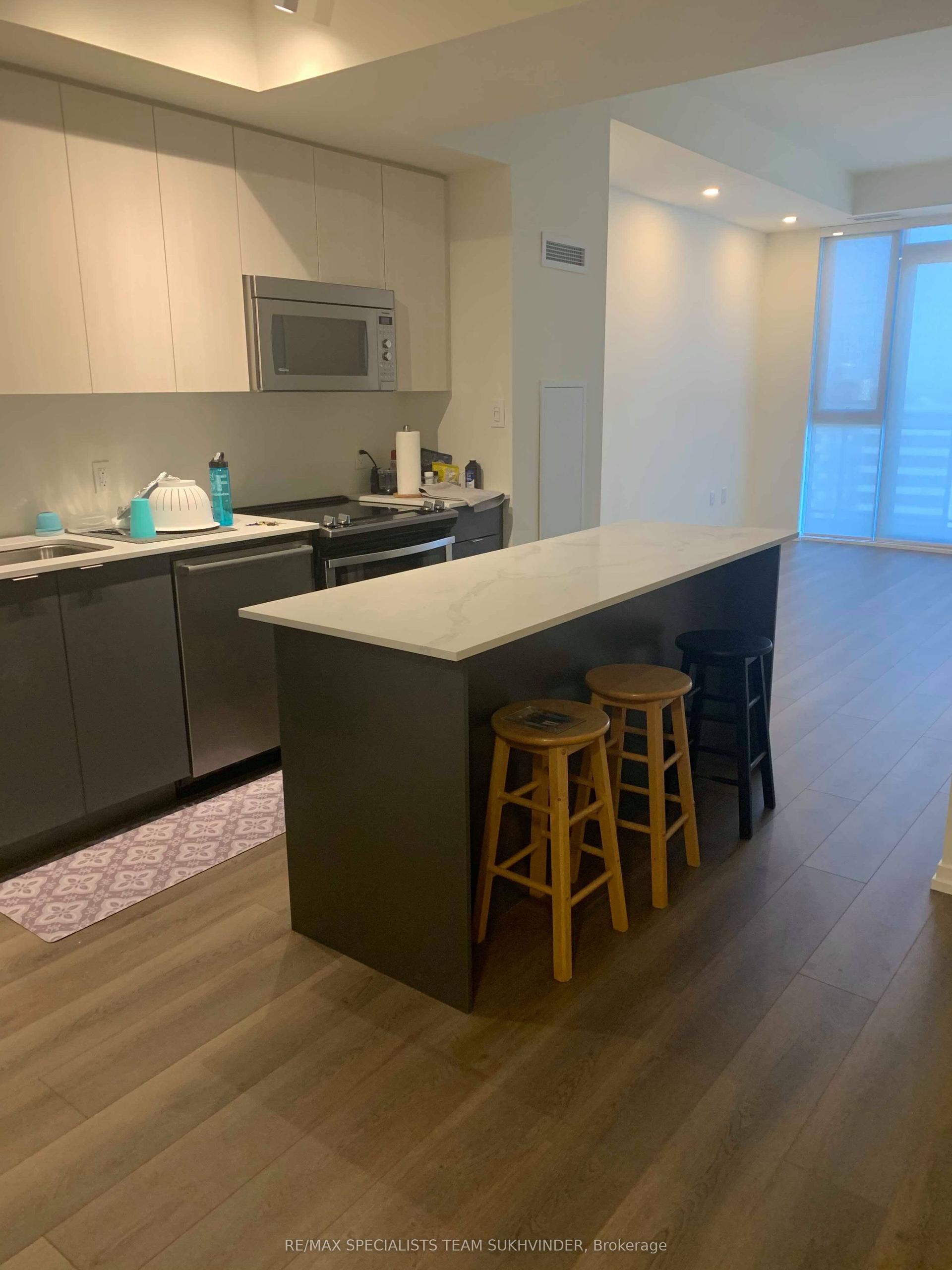 3237 Bayview Avenue Ph1310 #Ph1310, Toronto — Condo for lease, photo 1