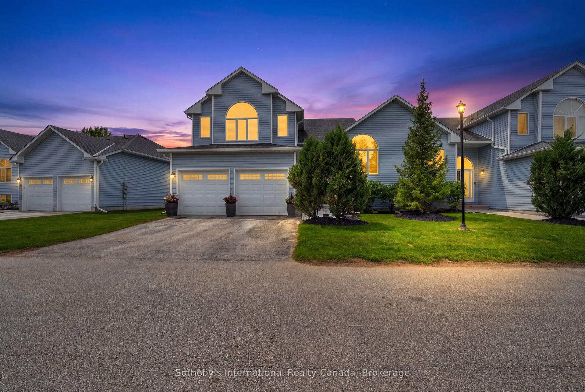 20 Sundial Court, Collingwood — Condo Town for sale, photo 1