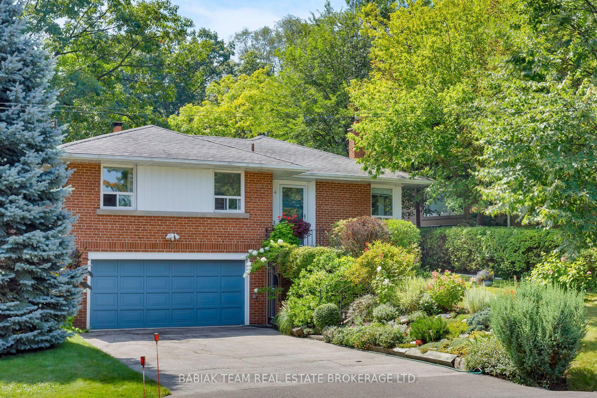 4 Ivy Lea Crescent, Toronto — Detached for sale, photo 1