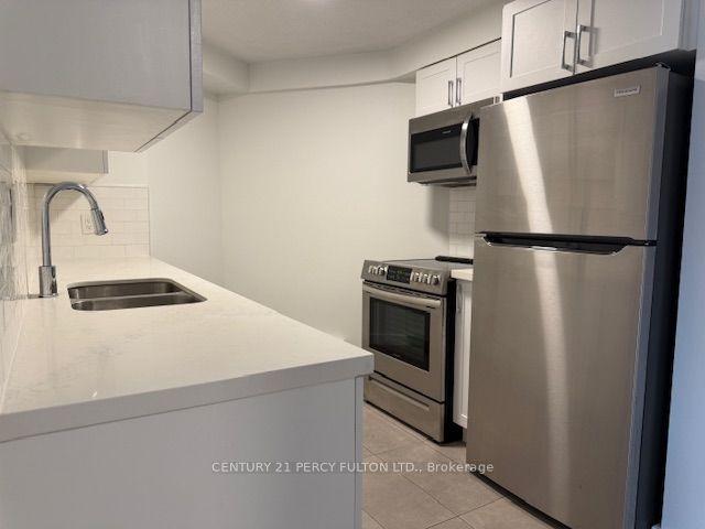 1155 Goodfellow Road 301 #301, Peterborough — Multiplex for lease, photo 1
