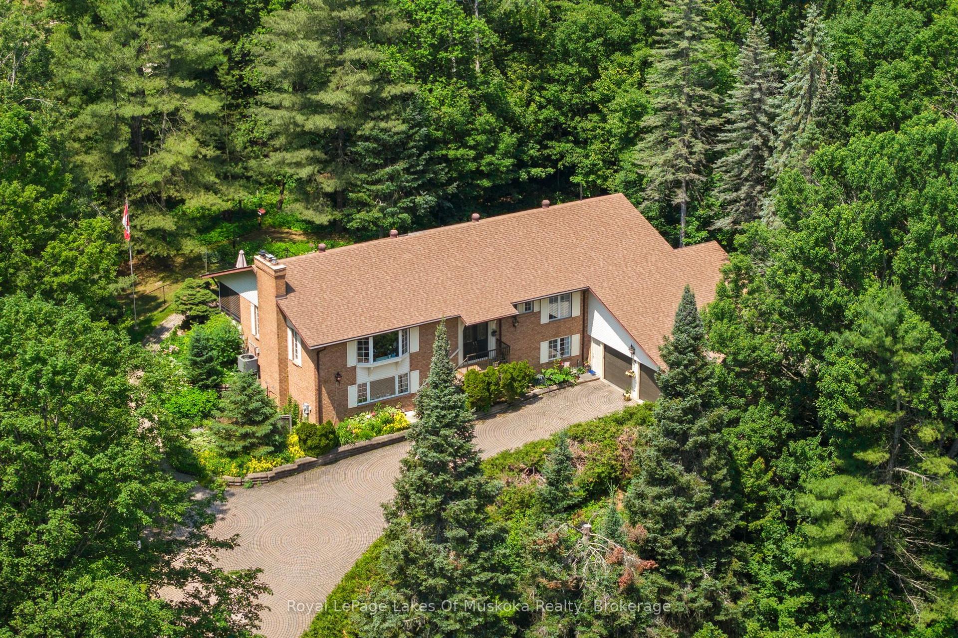 20 South Muskoka Drive, Bracebridge — Detached for sale, photo 1
