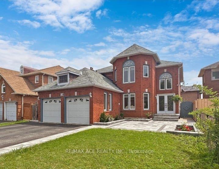 26 Brownridge Court N — photo 1