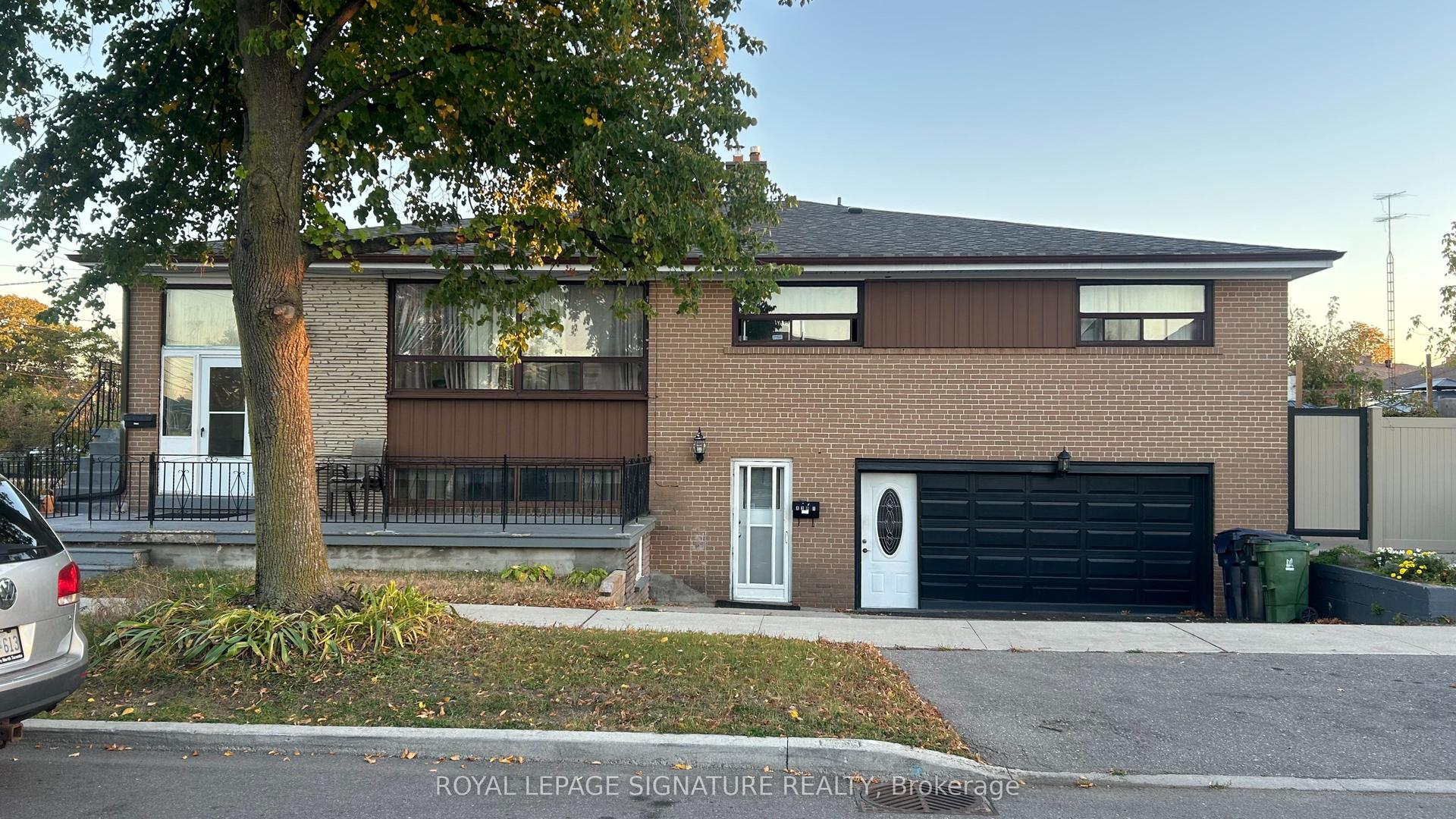 138 Duncanwoods Drive, Toronto — Semi-Detached for lease, photo 1