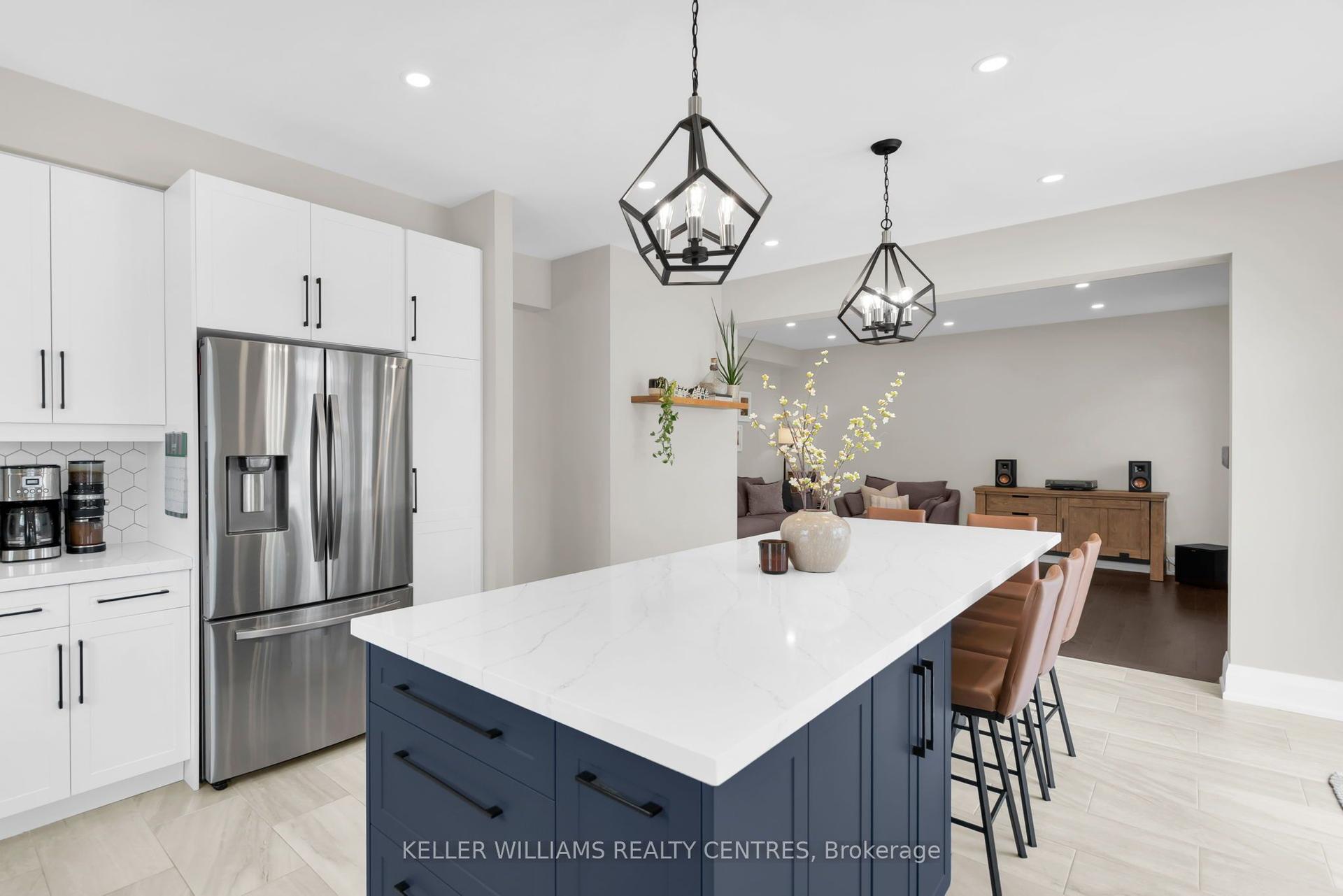 2 Jewelwing Court — photo 1