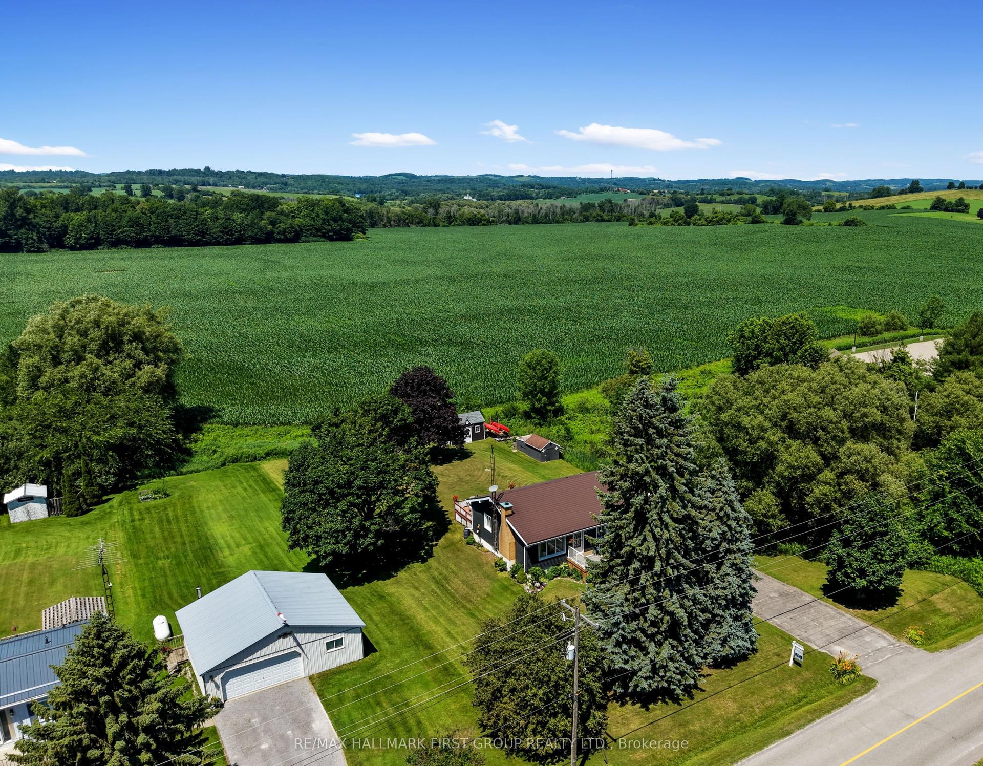 7638 Telephone Road, Hamilton Township — Detached for sale, photo 1