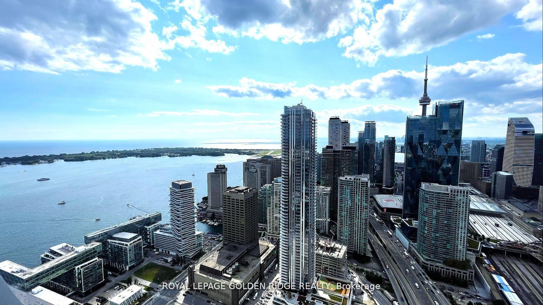 55 cooper Street 6812 #6812, Toronto — Condo for lease, photo 1