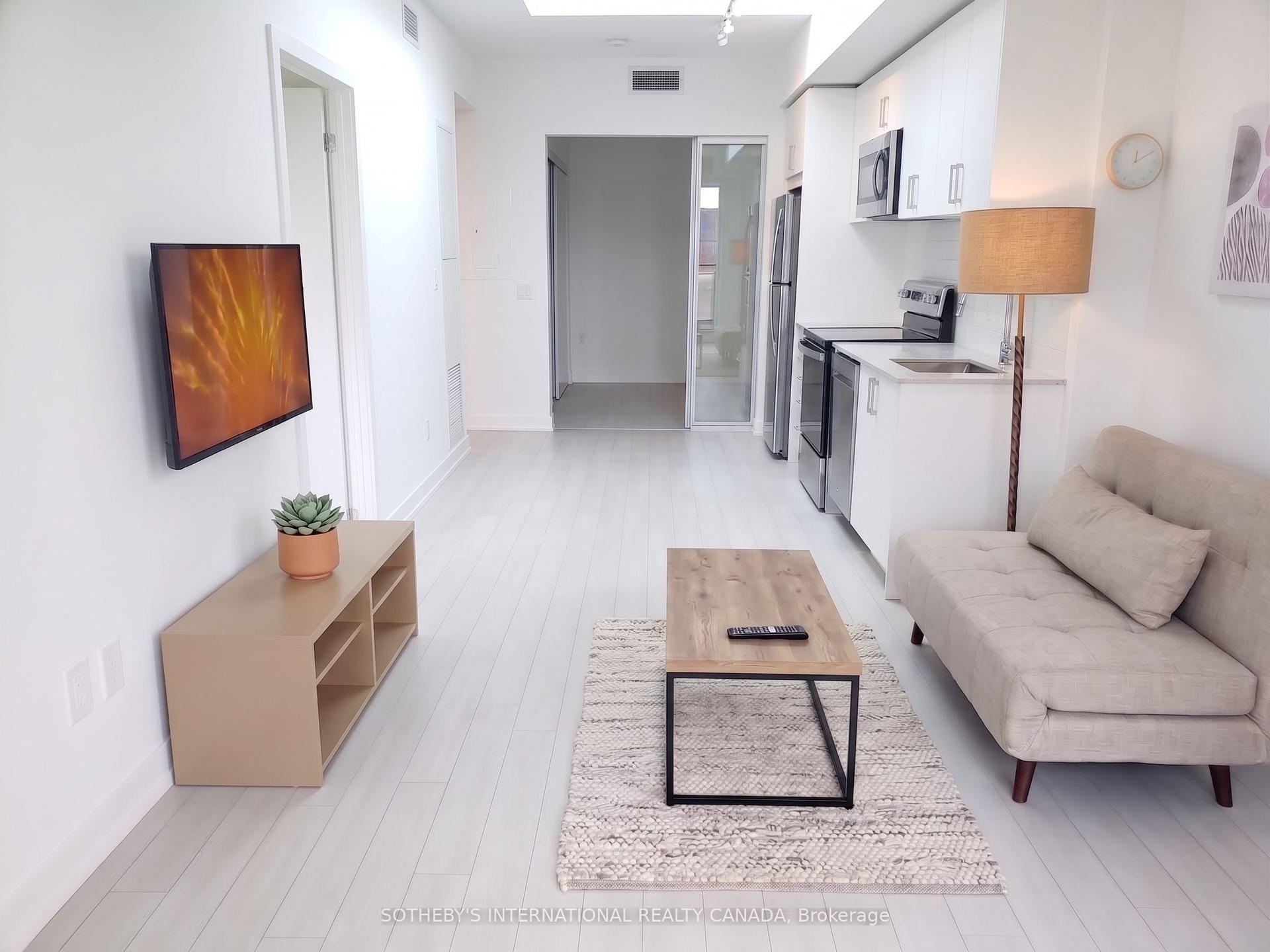 4010 Eglinton Avenue W 201 #201, Toronto — Condo for lease, photo 1