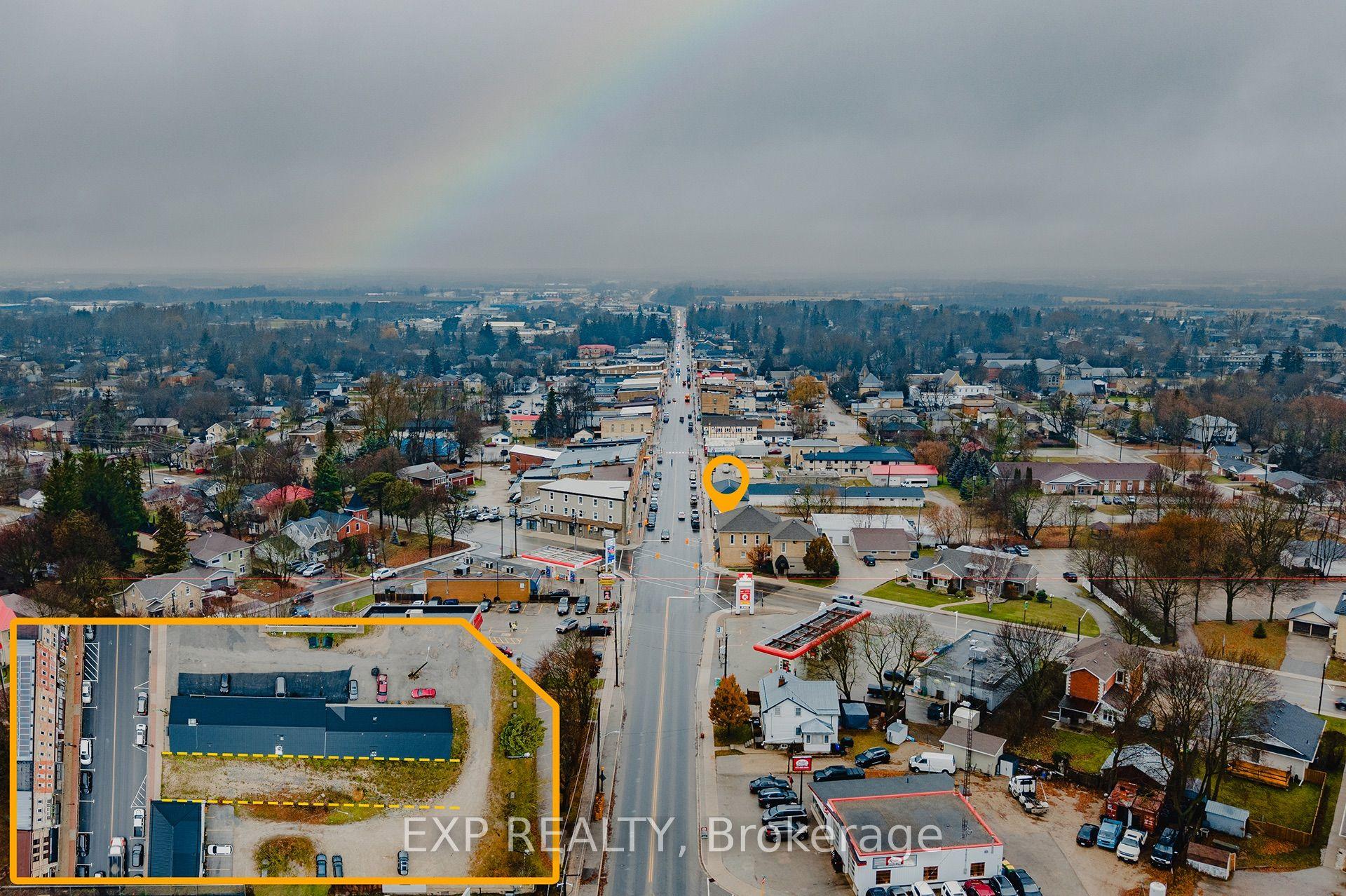 250 Main Street S — photo 1