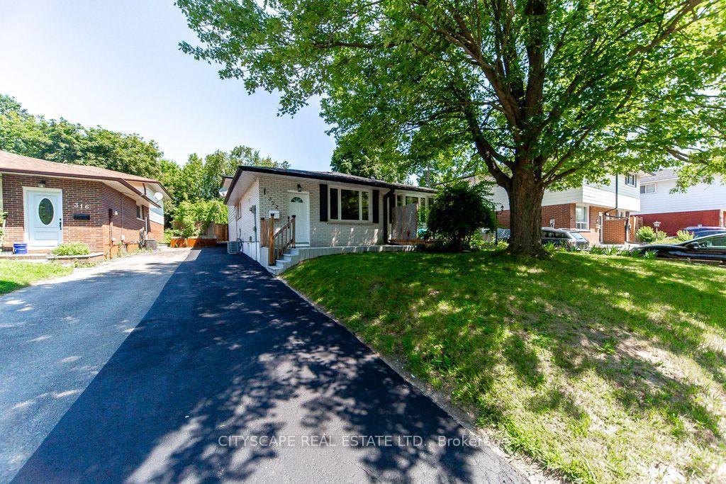 322 Fernwood Avenue, Oshawa — Semi-Detached for sale, photo 1