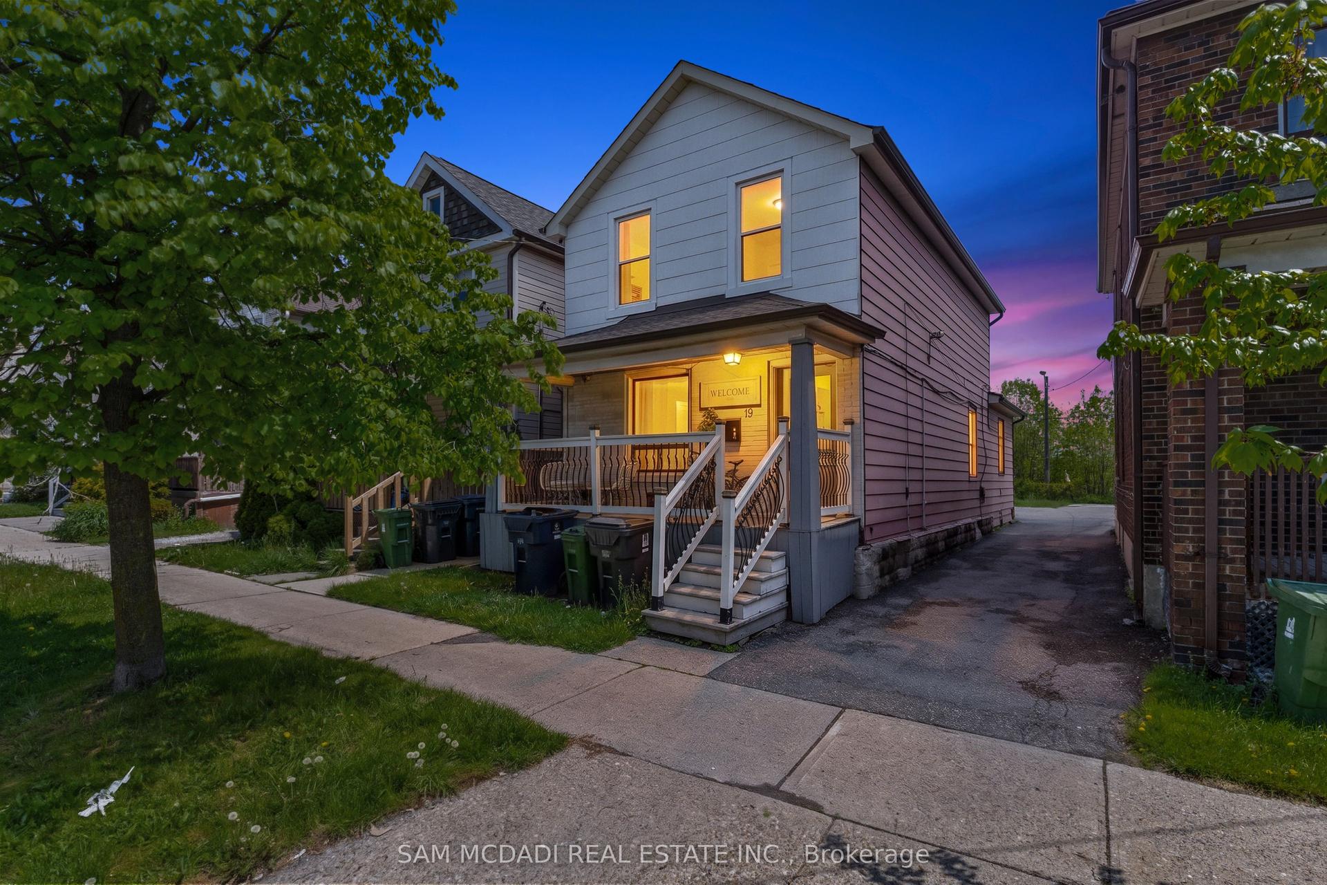19 Toffee Court — photo 1