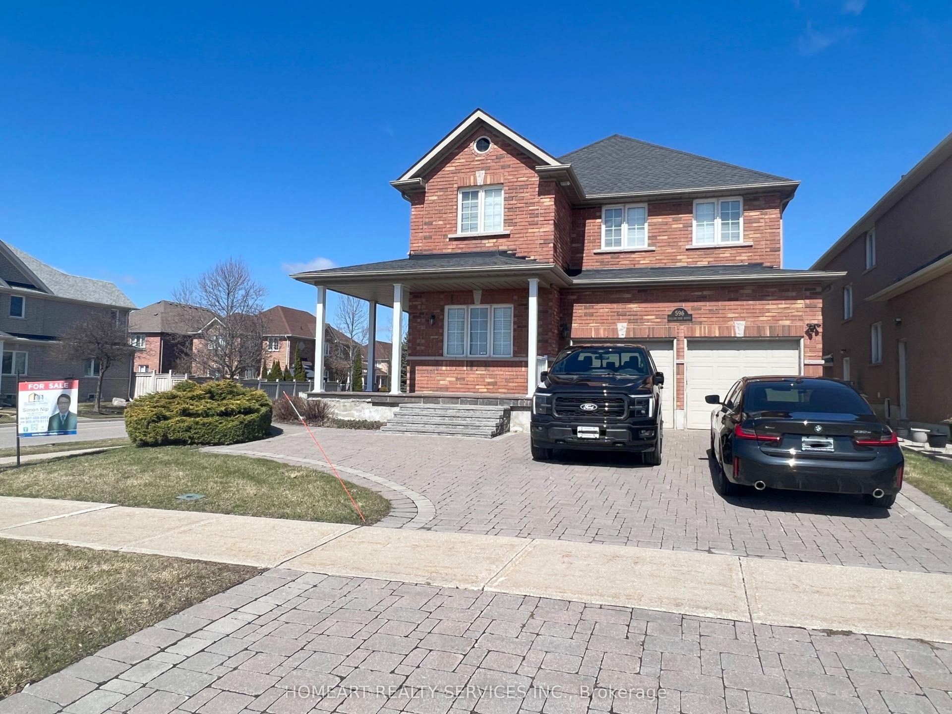 596 Vellore Park Avenue N — photo 1