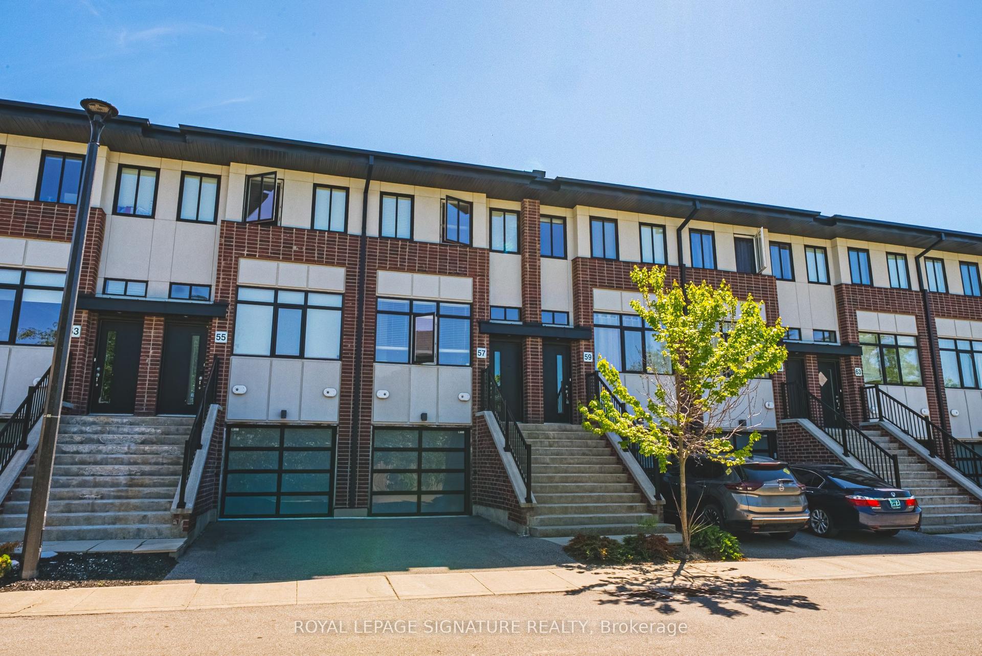 57 Markle Crescent — photo 1