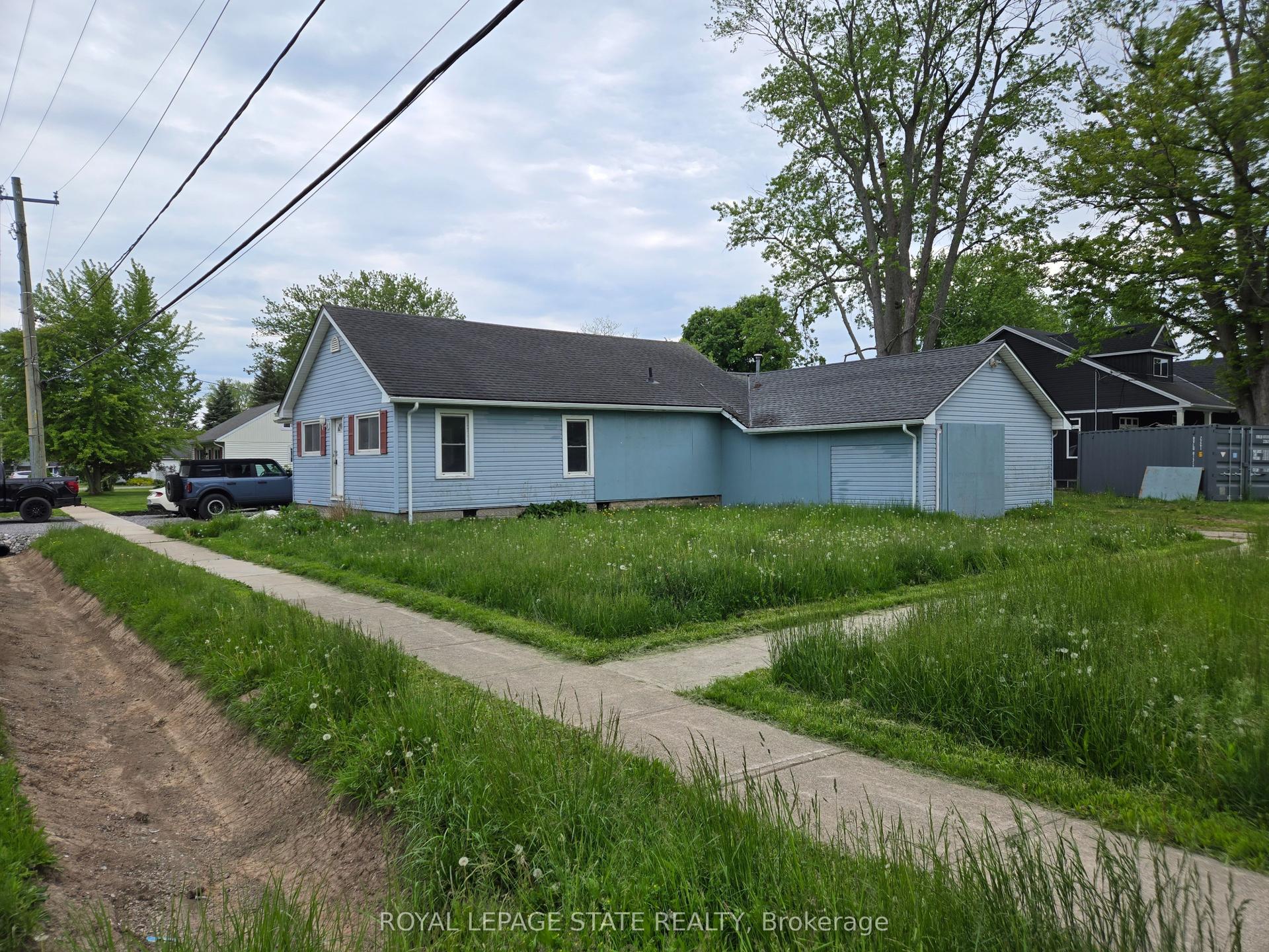 303 Ridge Road S, Fort Erie — Detached for sale, photo 1
