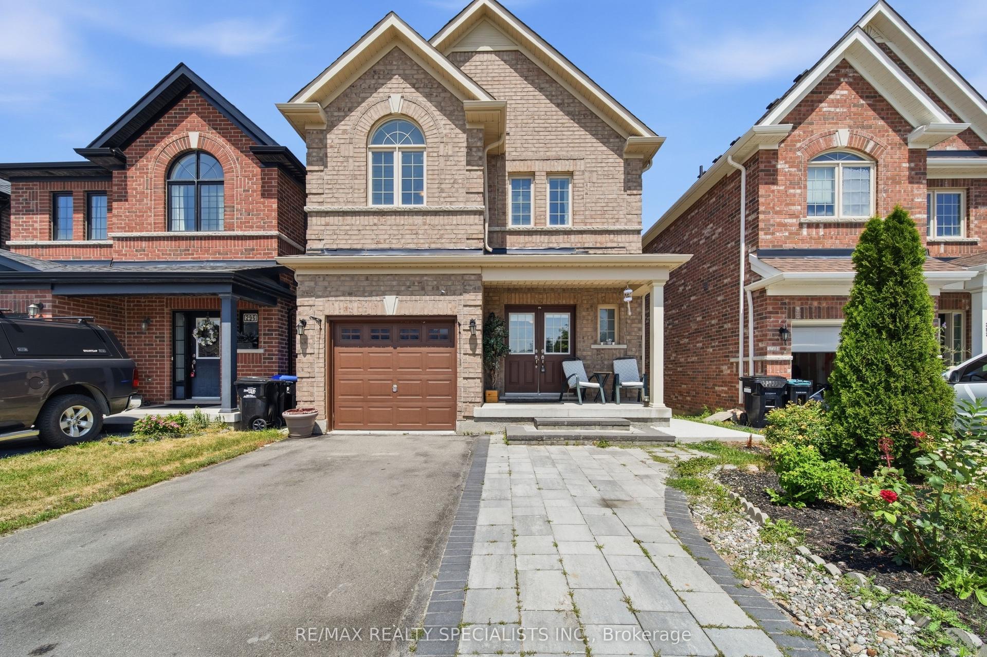 294 Miller Park Avenue, Bradford West Gwillimbury — Detached for lease, photo 1
