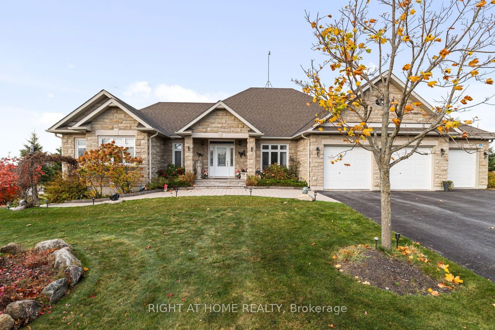 10 Brolley Crescent — photo 1