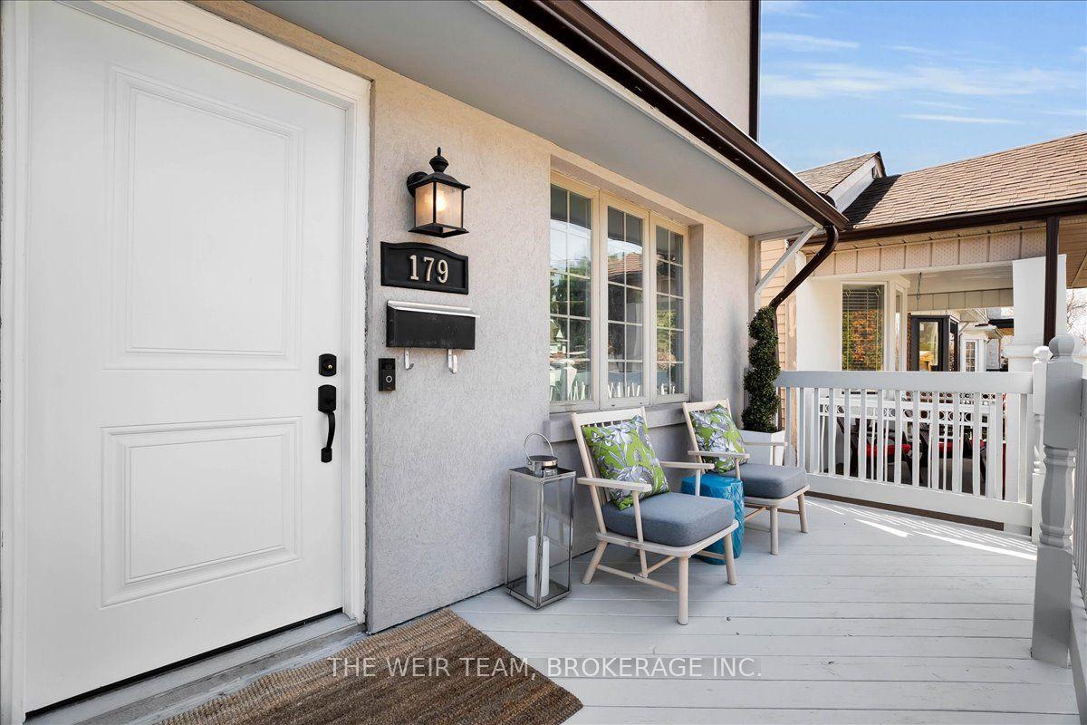 179 Woodville Avenue — photo 1