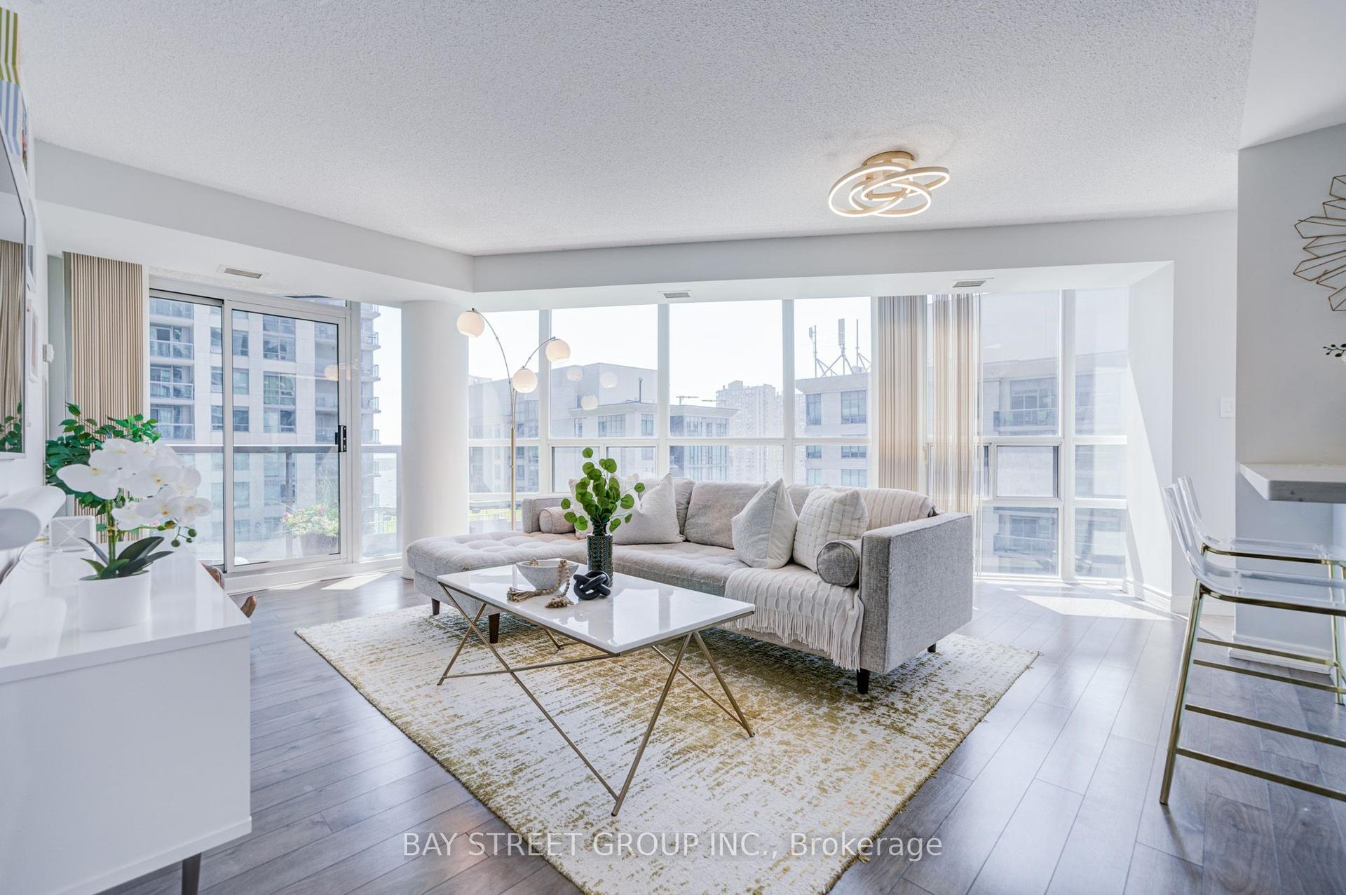 30 Grand Trunk Crescent 1811 #1811, Toronto — Condo for sale, photo 1