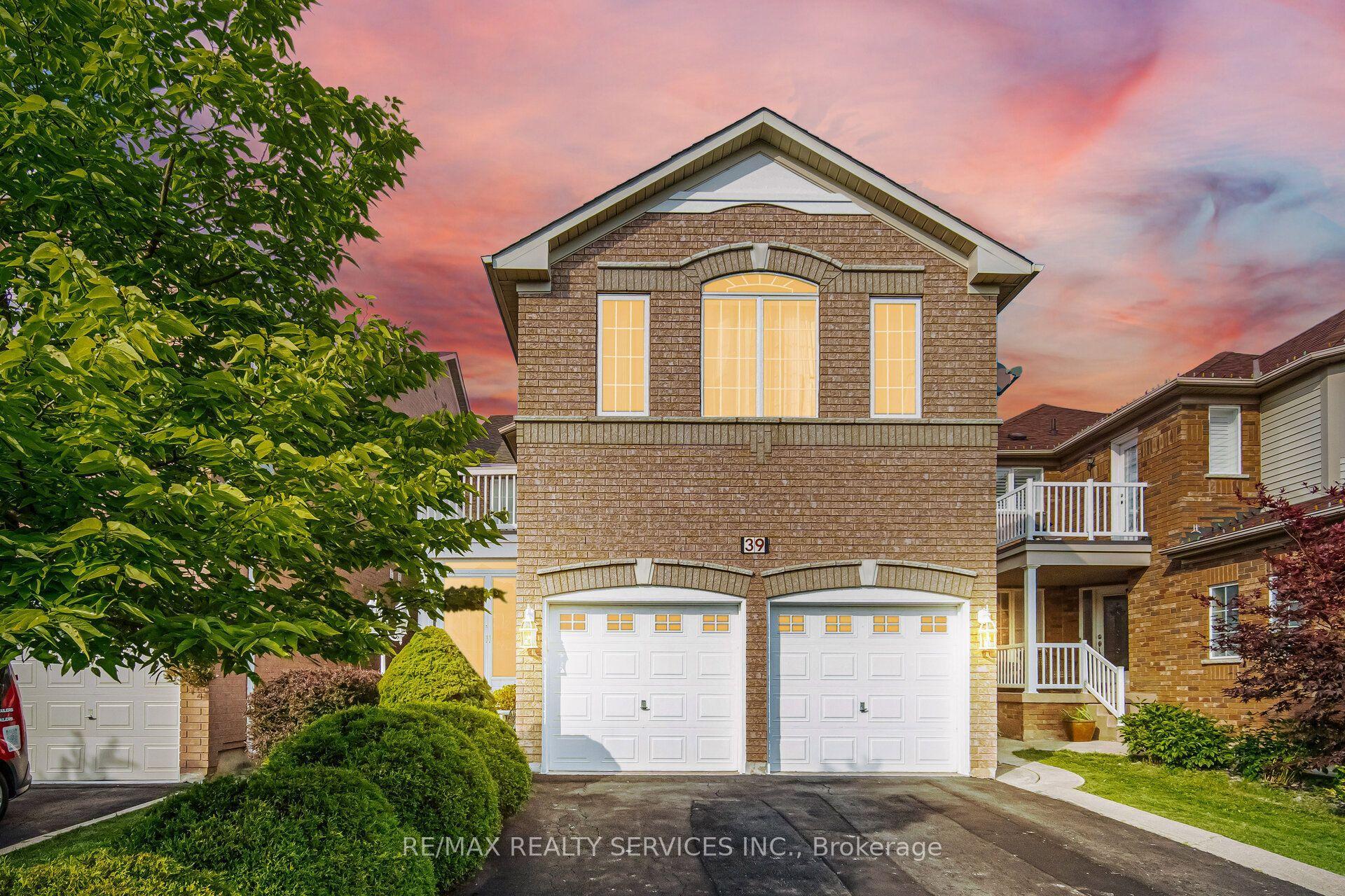 39 LEGEND Lane, Brampton — Detached for sale, photo 1