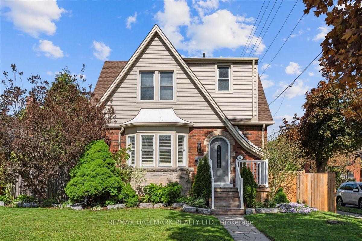 62 Tuxedo Avenue S, Hamilton — Detached for sale, photo 1