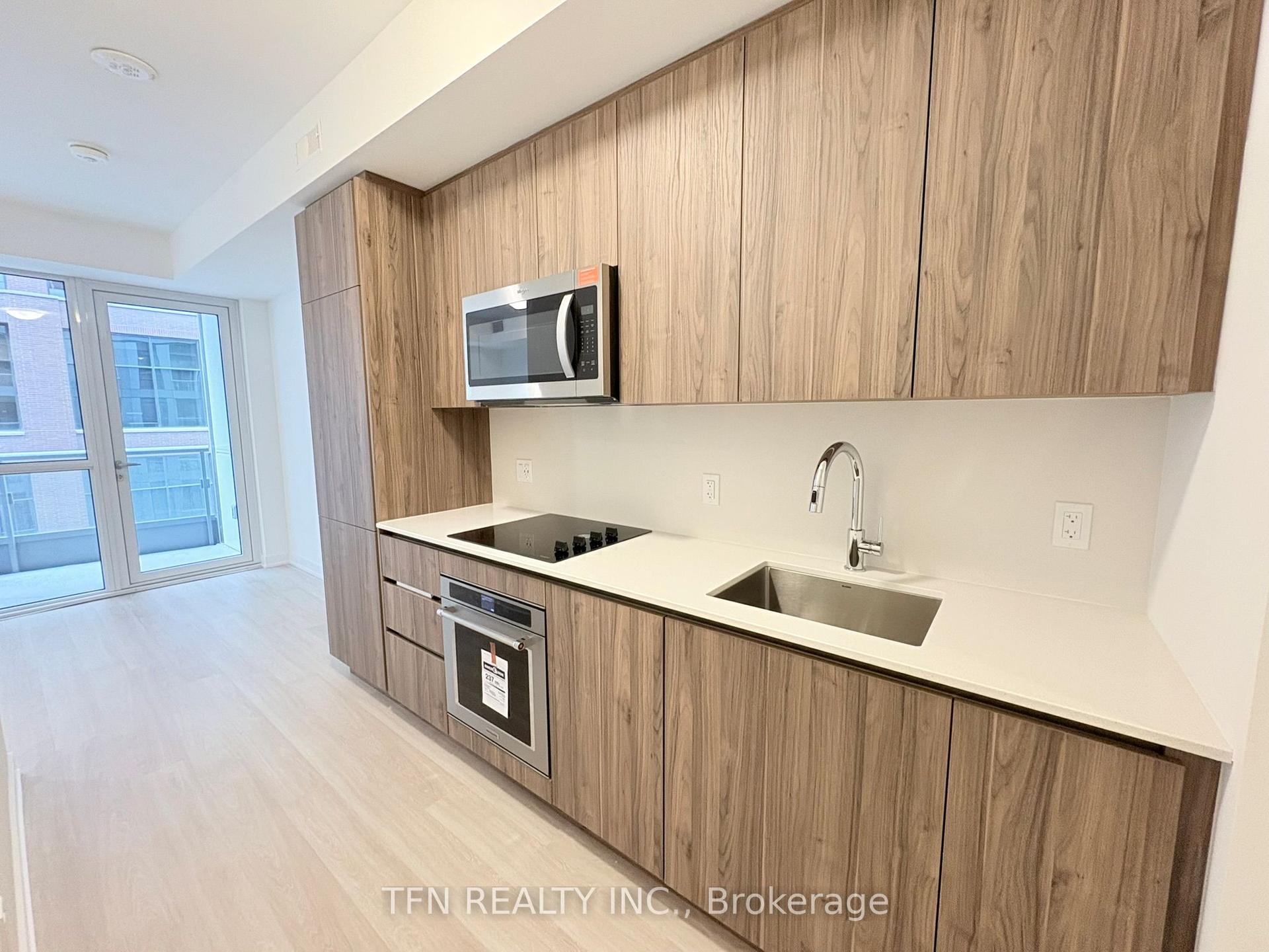 15 Richardson Street 427 #427, Toronto — Condo for lease, photo 1