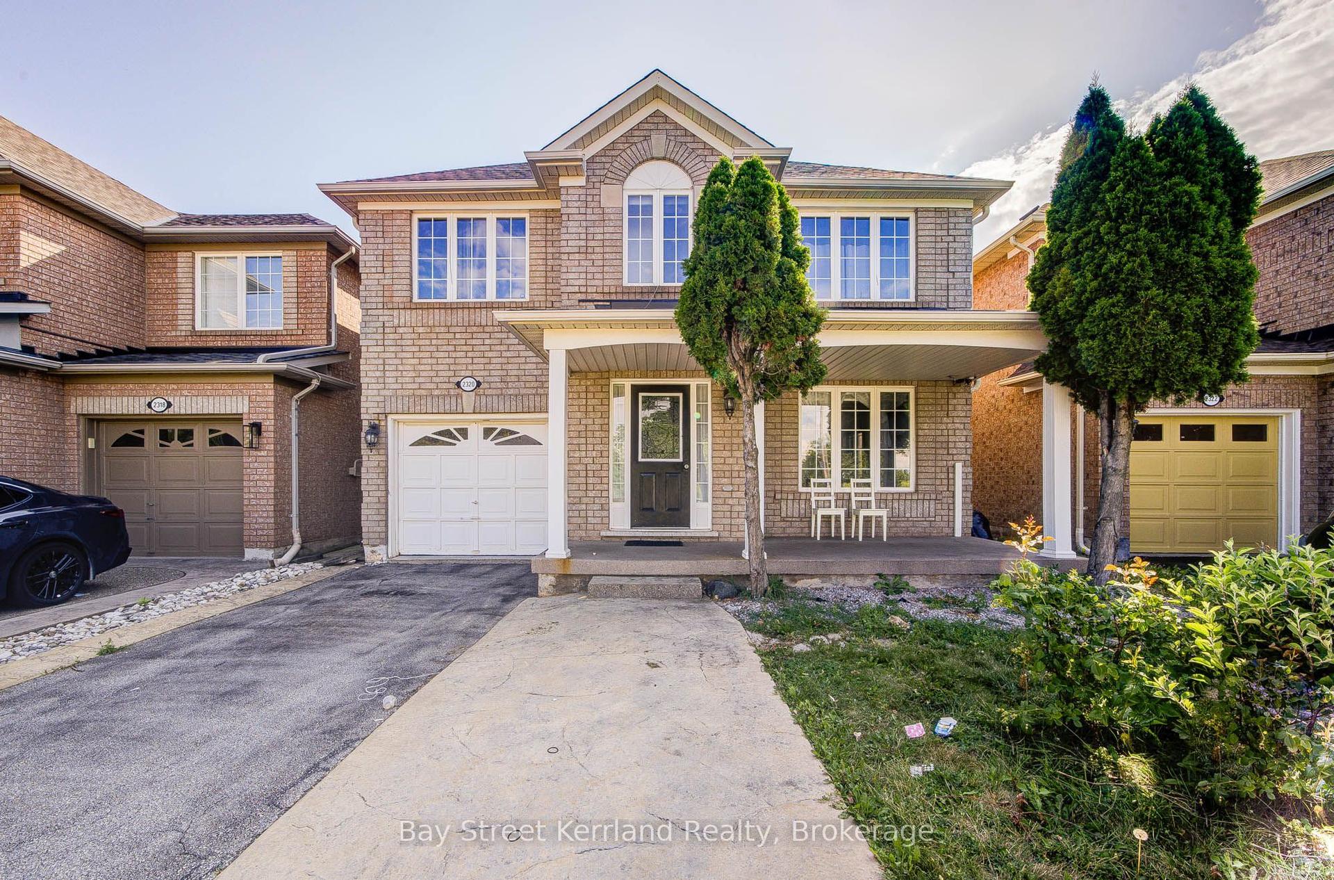 2320 Proudfoot Trail, Oakville — Detached for lease, photo 1