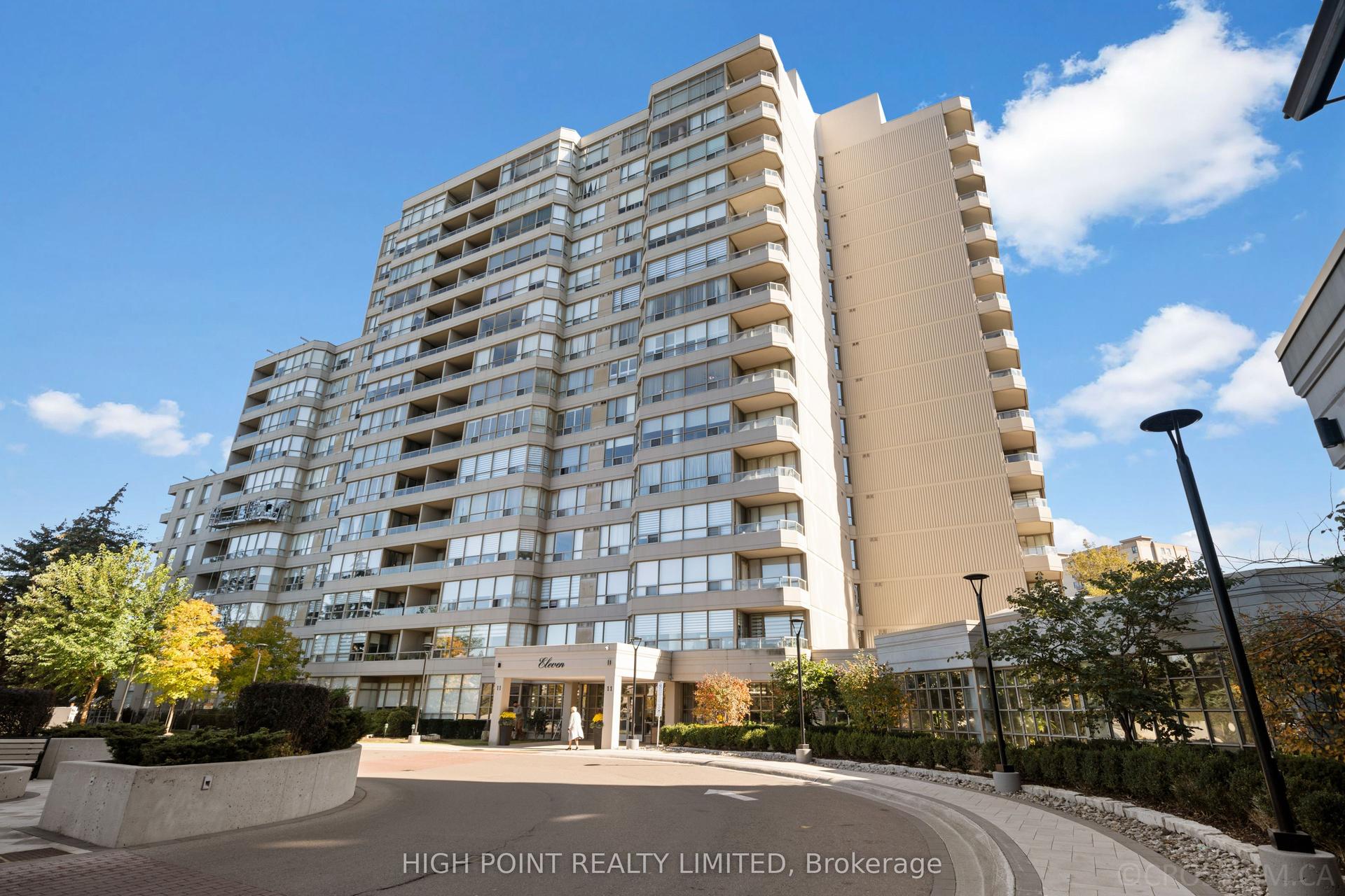 11 Townsgate Drive 915 #915, Vaughan — Condo for sale, photo 1