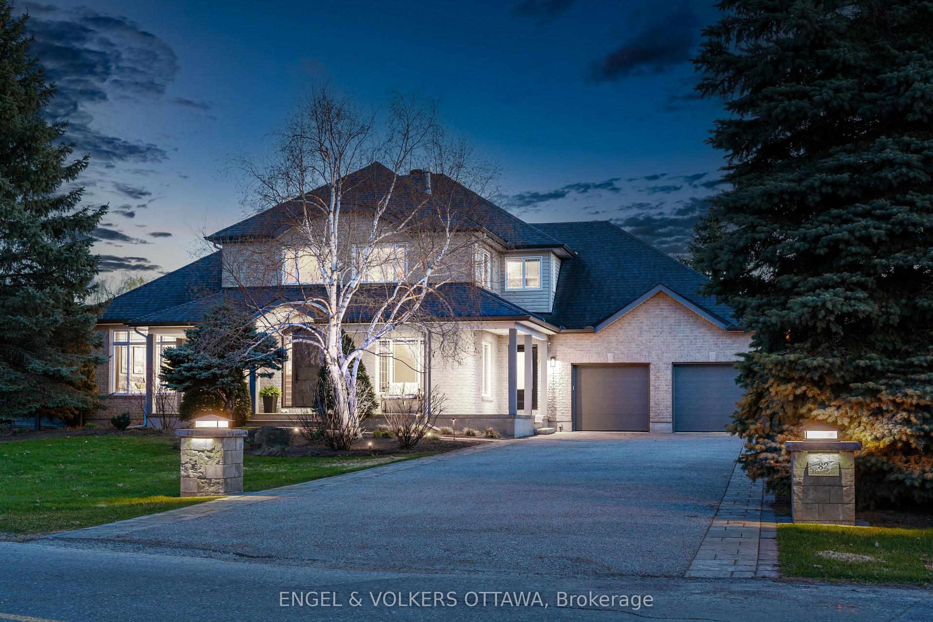 32 Barcham Crescent — photo 1