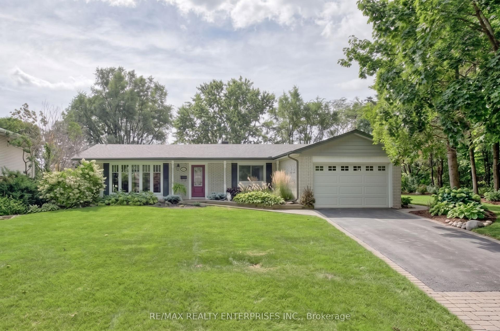 1566 Venetia Drive, Oakville — Detached for sale, photo 1