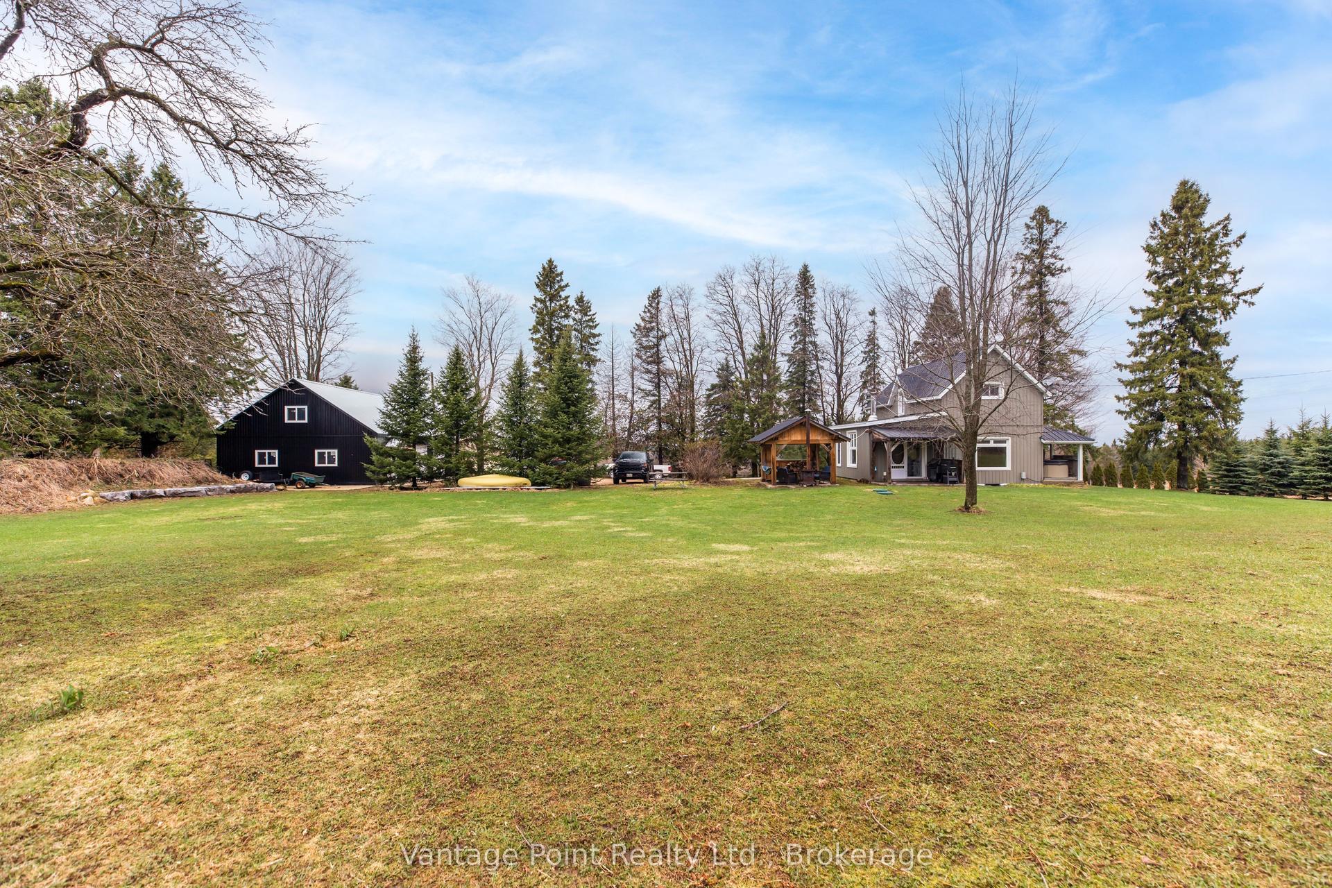 773760 10 Highway — photo 1