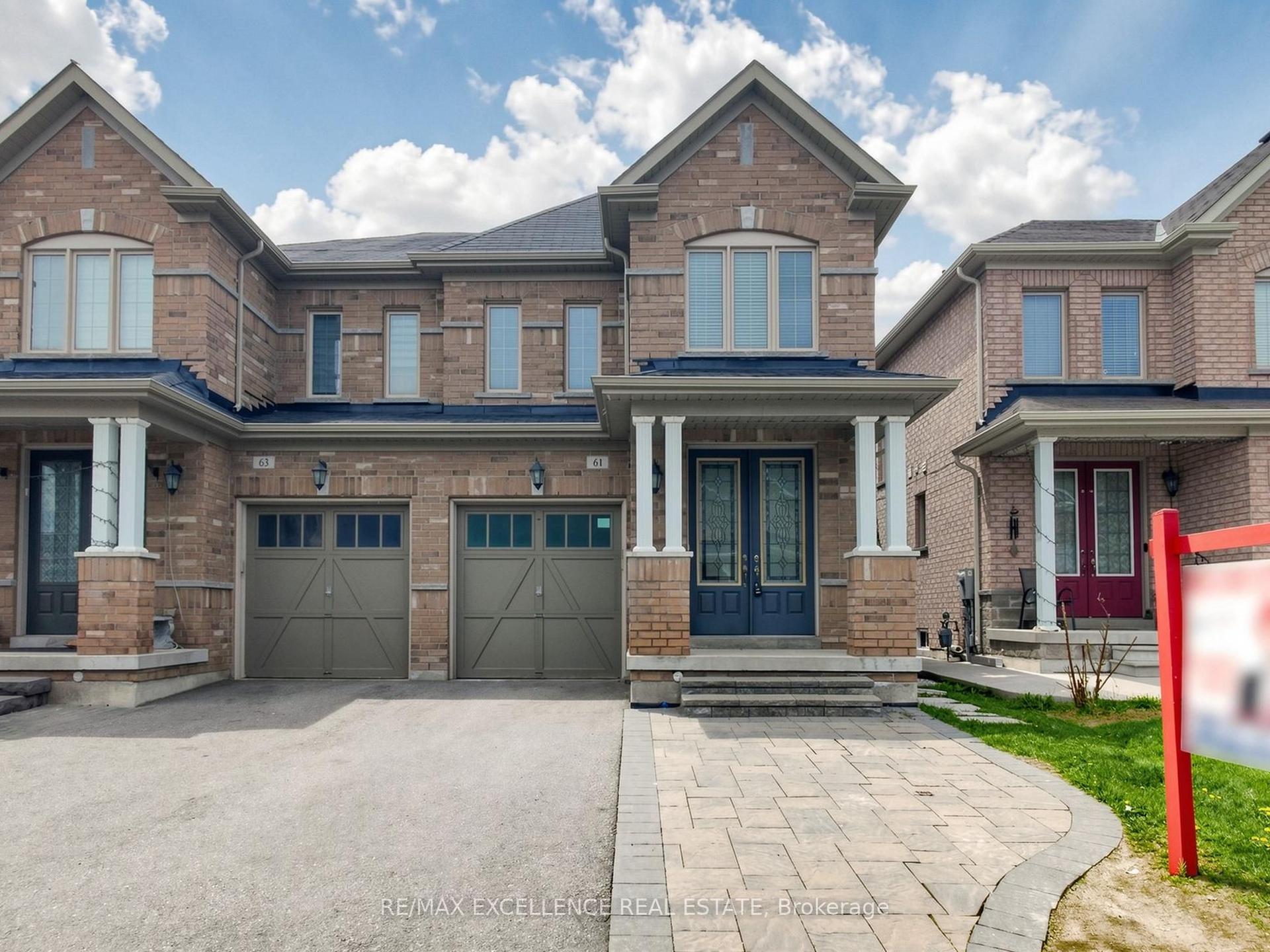 61 Campwood Crescent — photo 1