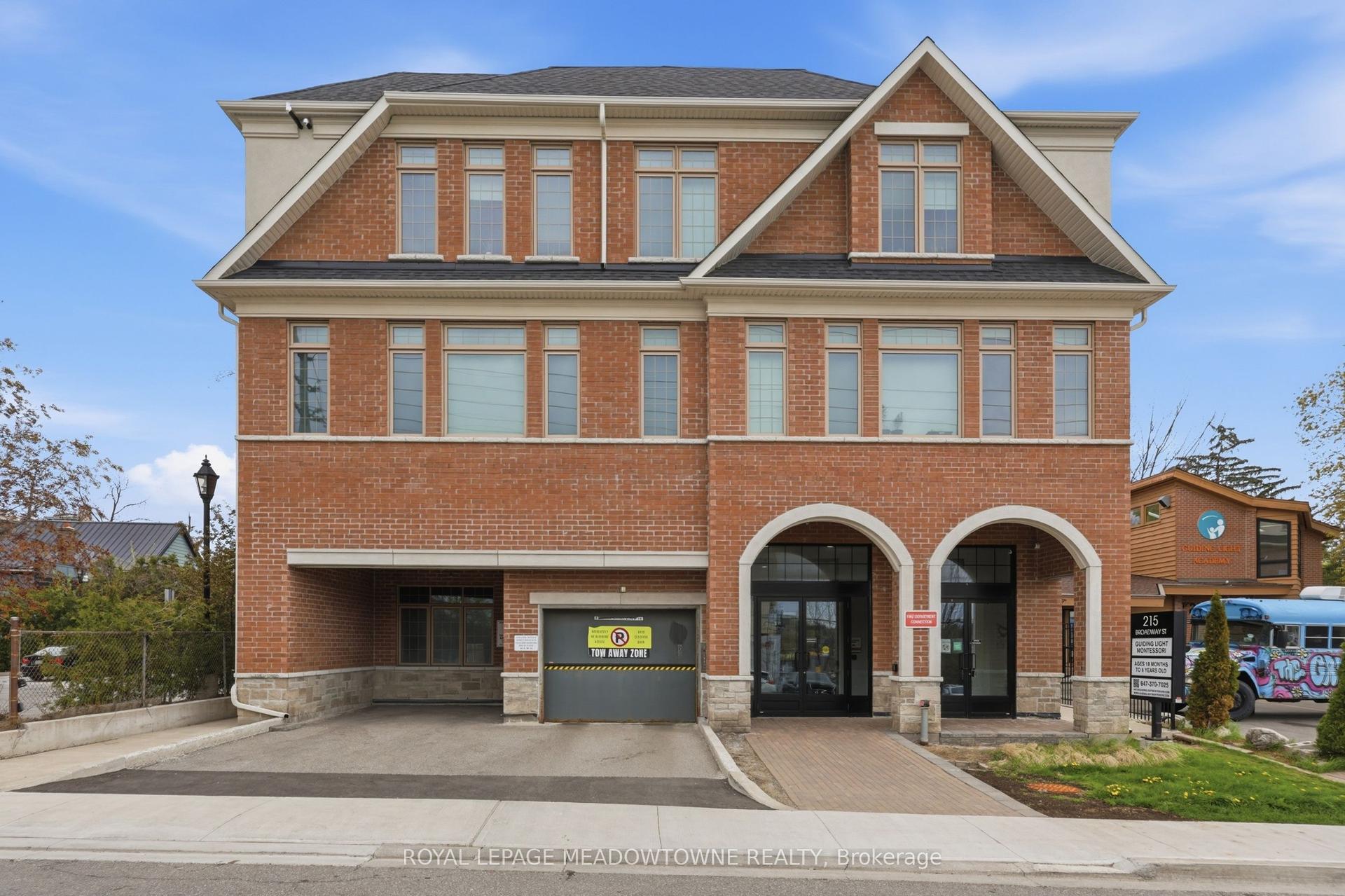 215 Broadway Street 203 #203 — photo 1