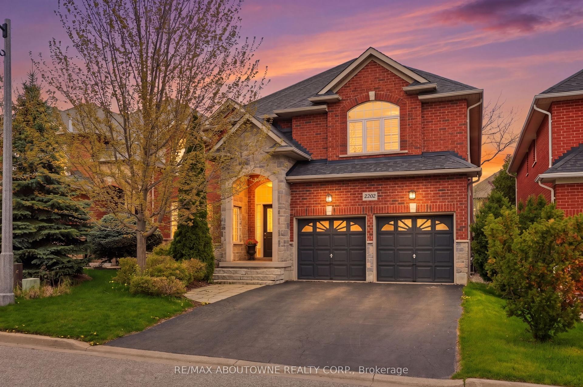 2202 Brookhaven Crescent — photo 1
