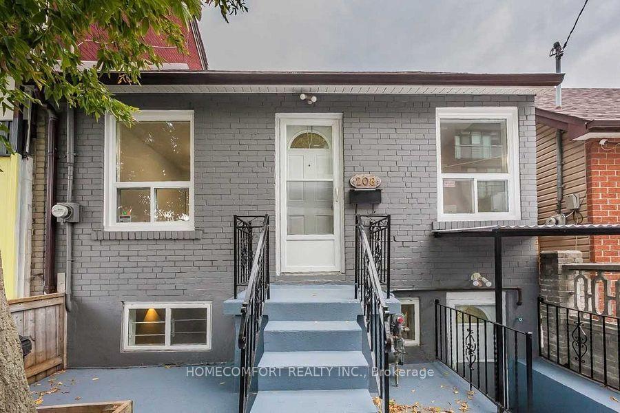 208 Manning Avenue, Toronto — Detached for lease, photo 1